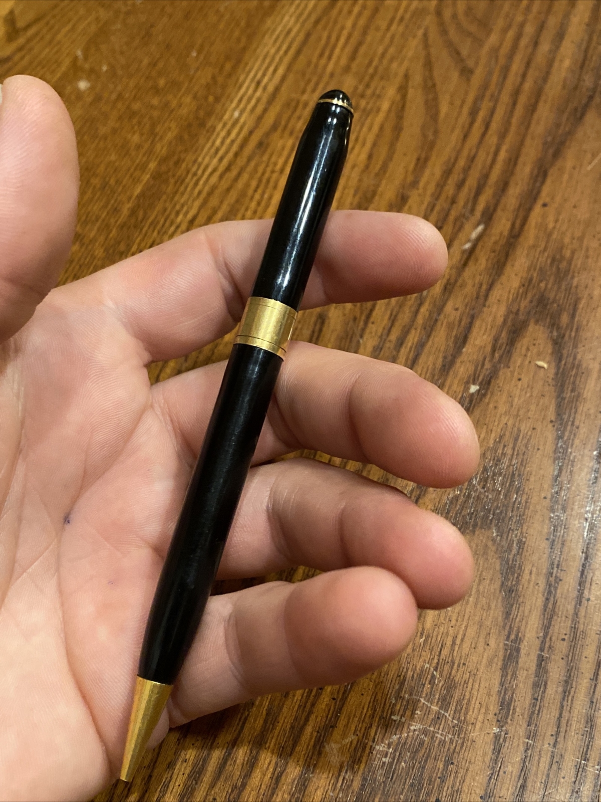 Vtg VENUS 047 G Mechanical Twist Pencil Black w Gold Tone Accents Original Label