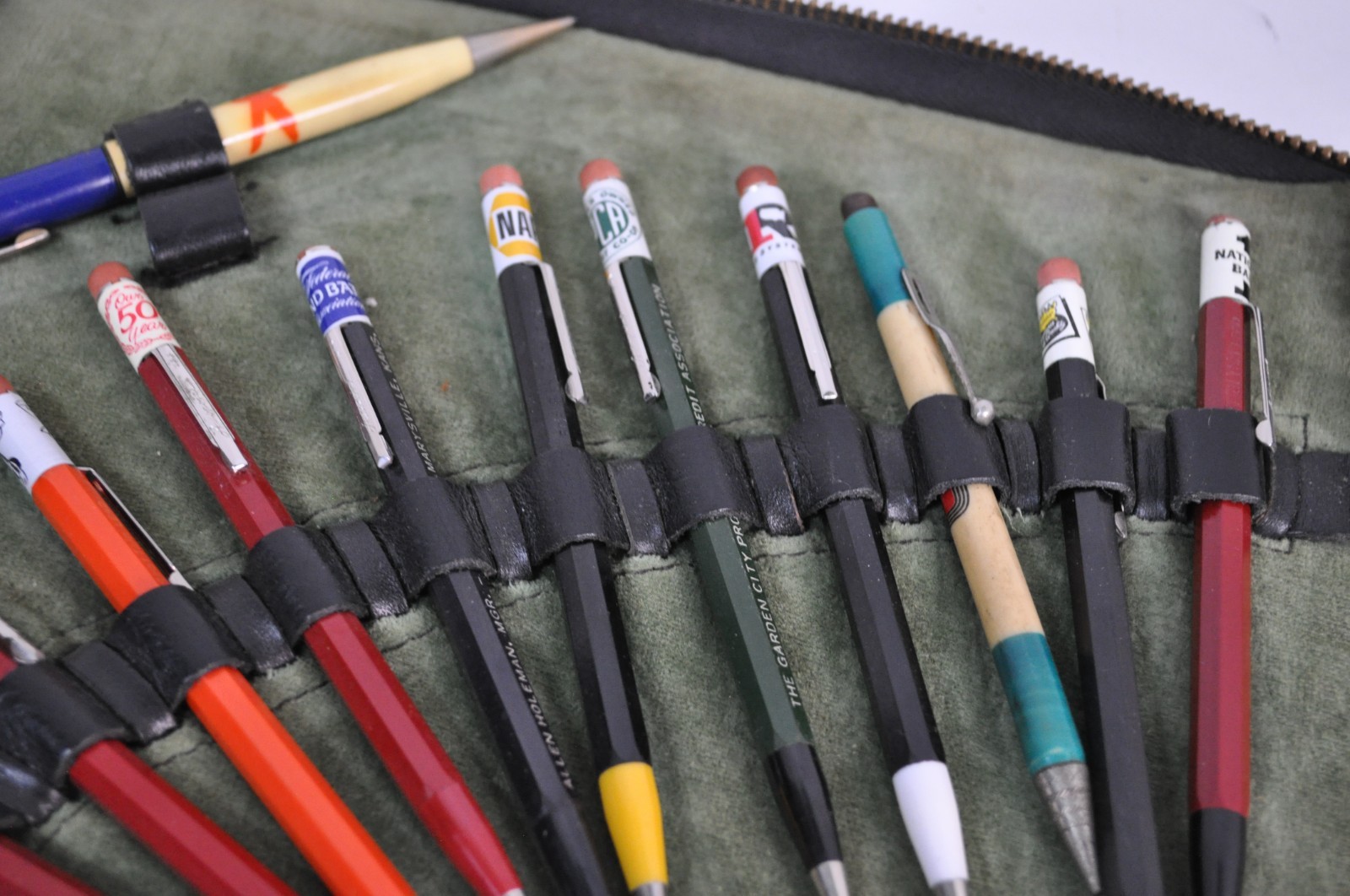 Lot of 75+ Autopoint Mechanical Pencils Gulf Mobil Napa Farm Salesman Sample