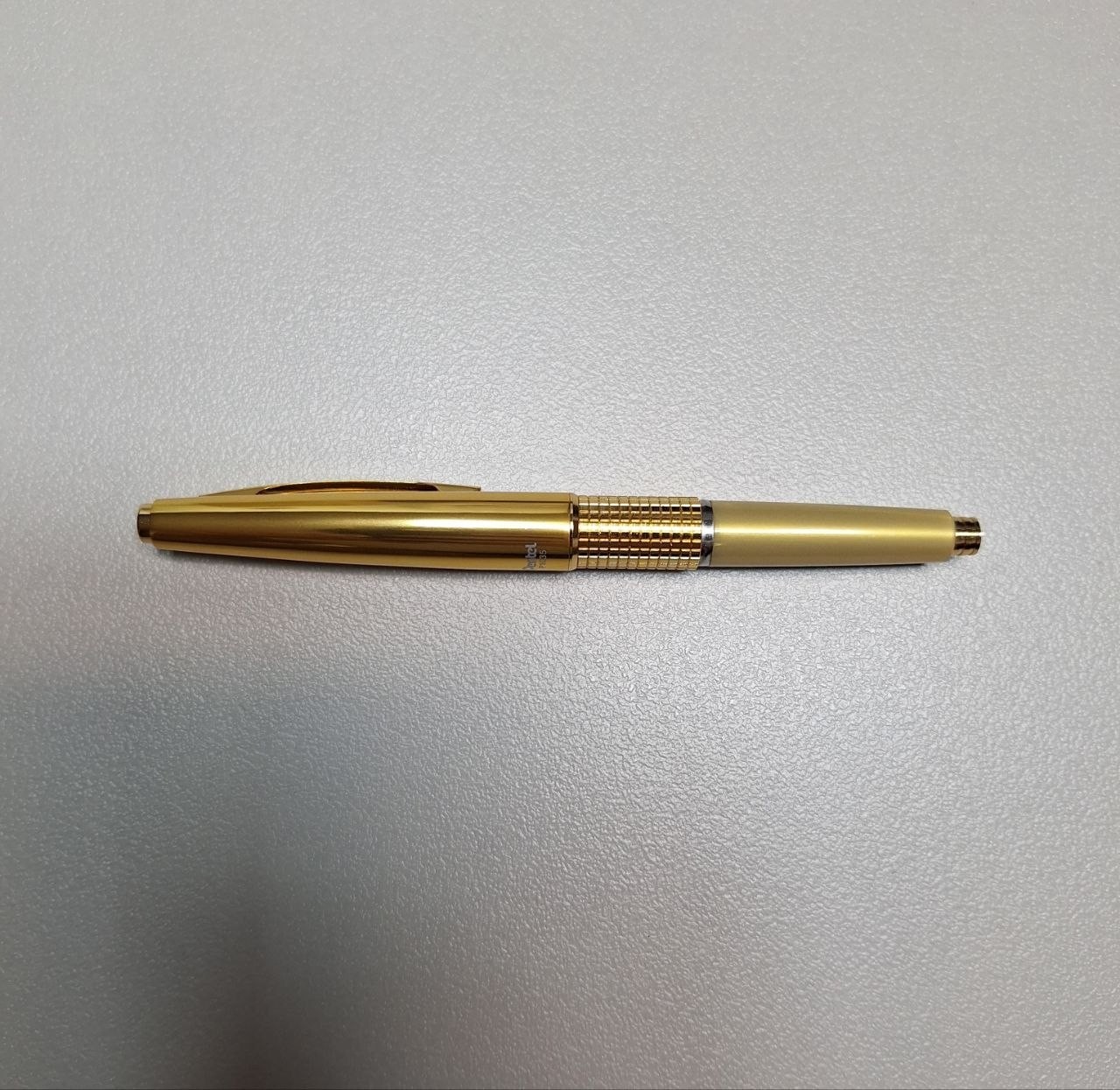 Discontinued Pentel Kerry Don Quijote Gold Limited Edition Mechanical Pencil 0.5