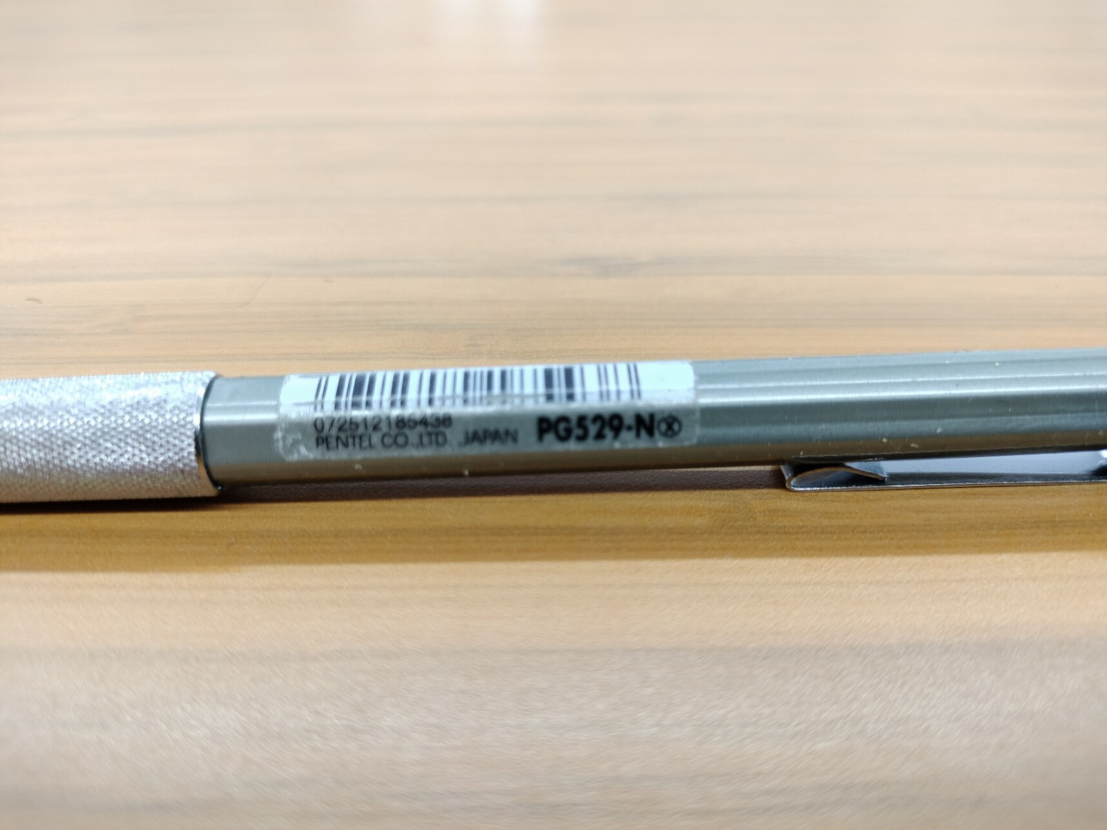 Pentel GraphGear 500 mechanical Graphing Pencil Silver with a 0.9mm lead