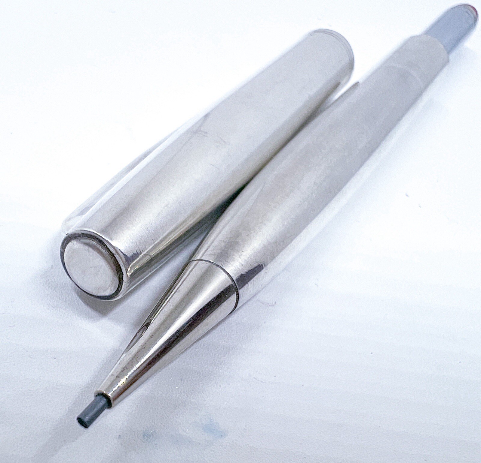 Newman Sterling Silver Flat Pattern Mechanical Pencil 0.9 continues twist Box