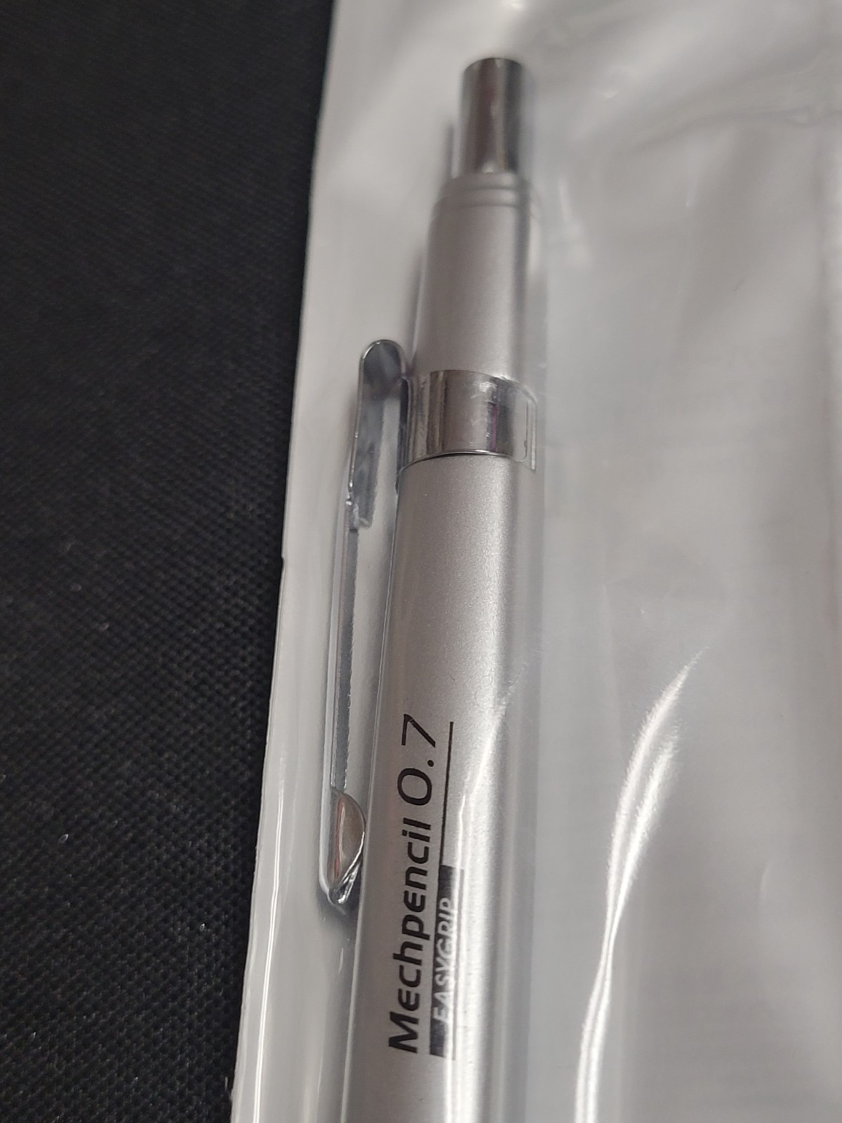 Daiso Mechanical Pencil w/ Rubber Grip 0.7mm (2022) Brand New Factory Sealed