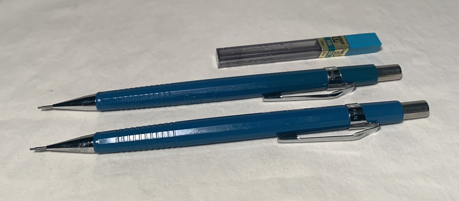 Lot of 2 Vintage Pentel Mechanical Pencil P207 Blue 0.7 mm Japan with 0.7 leads