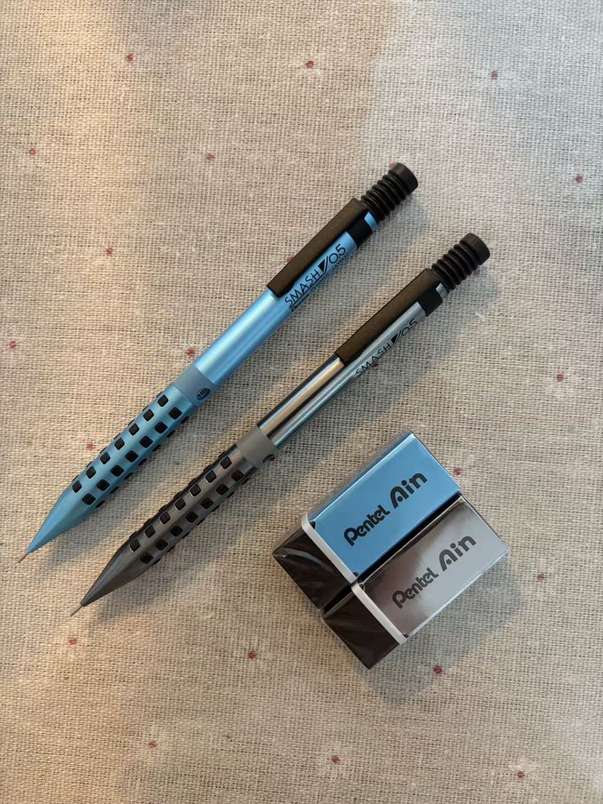Pentel Smash Mech Pencil Q1005 Diamond Ltd 0.5mm 2 Pens 2 Erasers Japan
