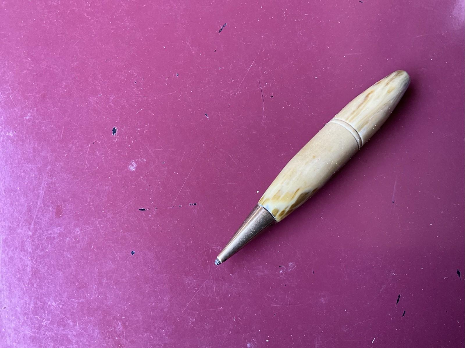 VINTAGE UNBRANDED MECHANICAL PENCIL WITH ERASER, WORKS. 3 1/8 INCHES (S1296).