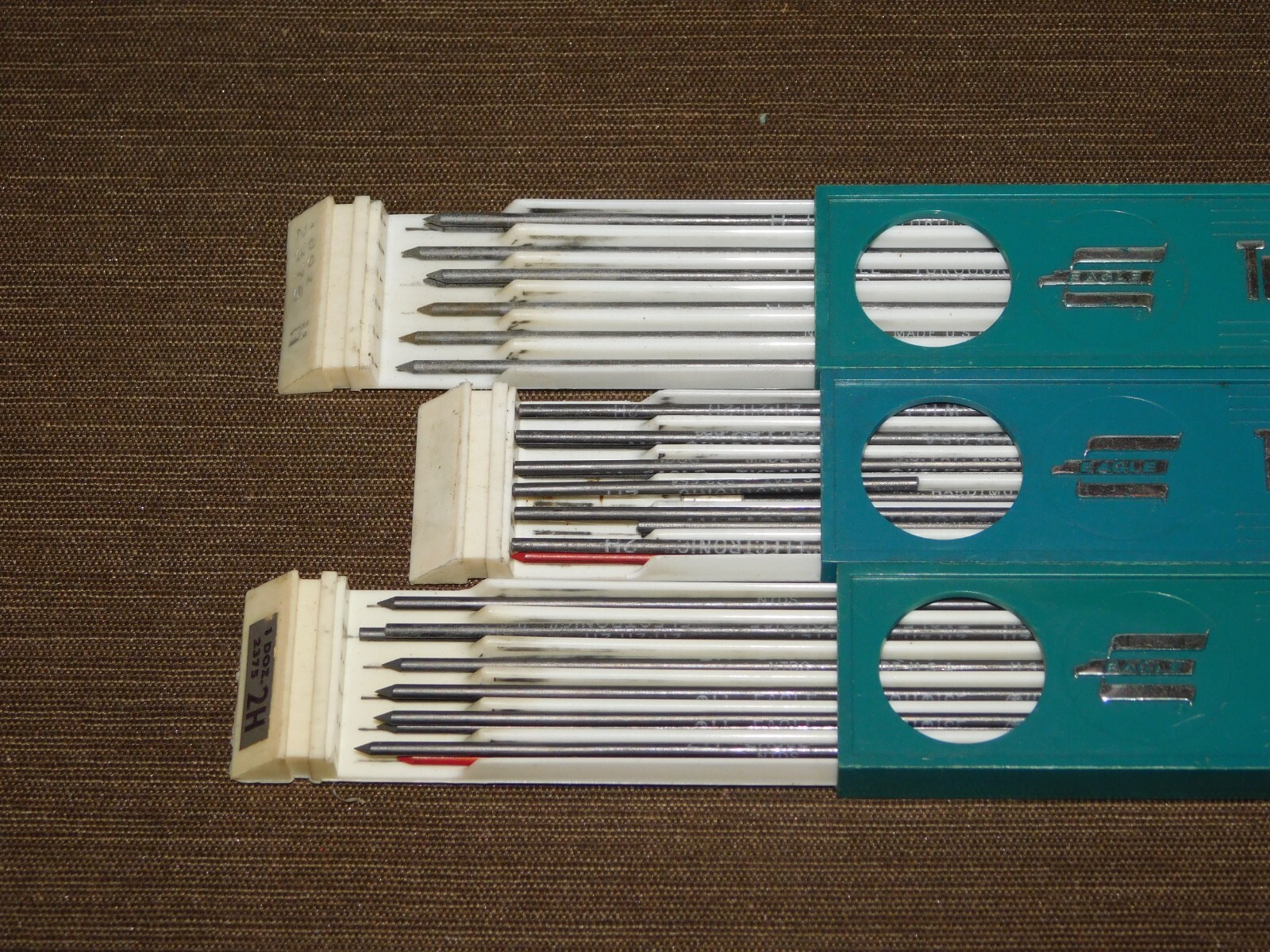 VINTAGE MECHANICAL PENCILS OFFICE 3 EAGLE TURQUOISE DRAWING LEADS