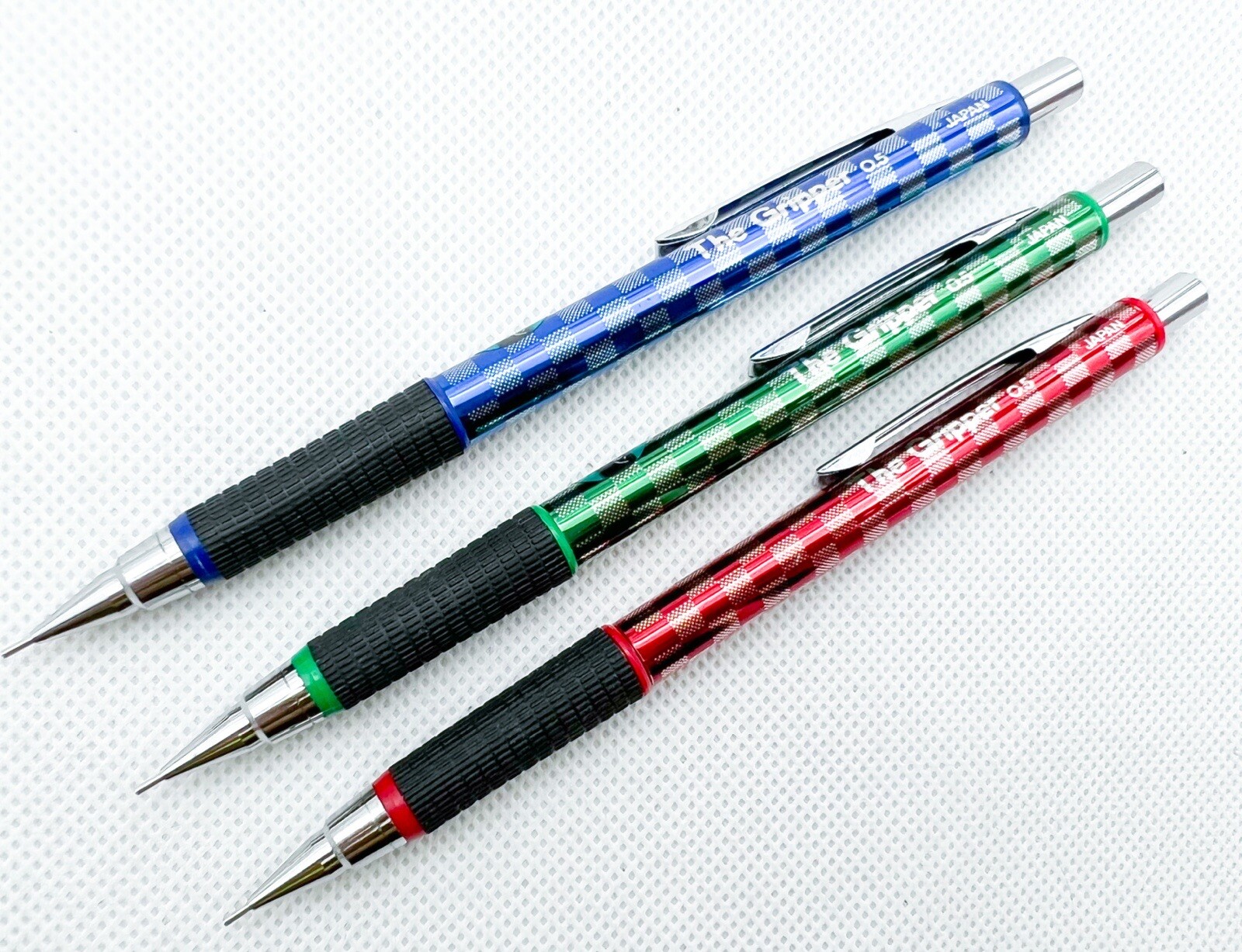 NOS Ohto gripper 3pcs Mechanical Pencil 0.5mm metal barrel with rubber grip