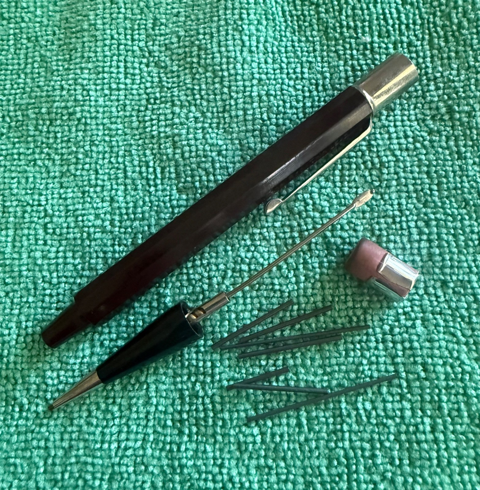 Vtg Autopoint JUMBO Twist Mechanical Pencil “Real Thin Lead” 0.9 mm Works .046″
