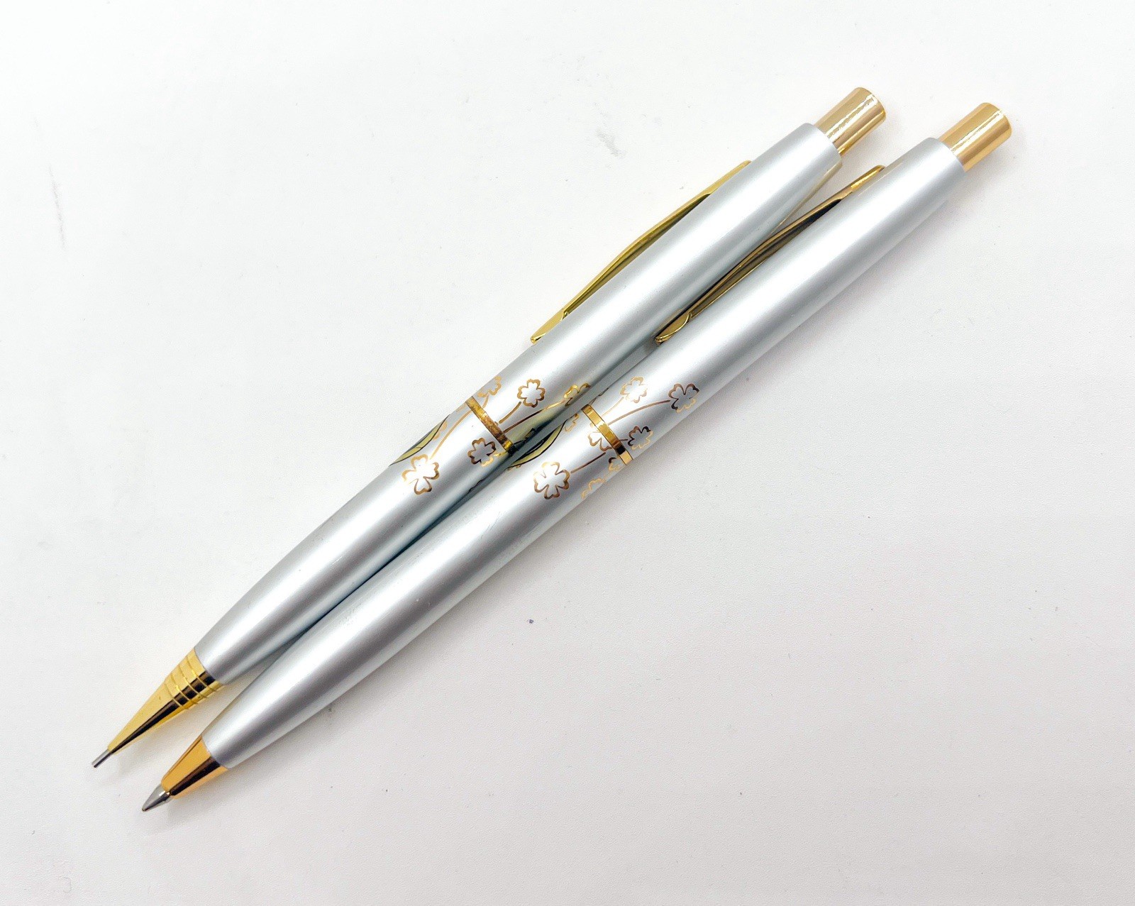 Platinum 2pcs Mechanical Pencil 0.5 mm & Ballpoint Pen Flower Theme Functional