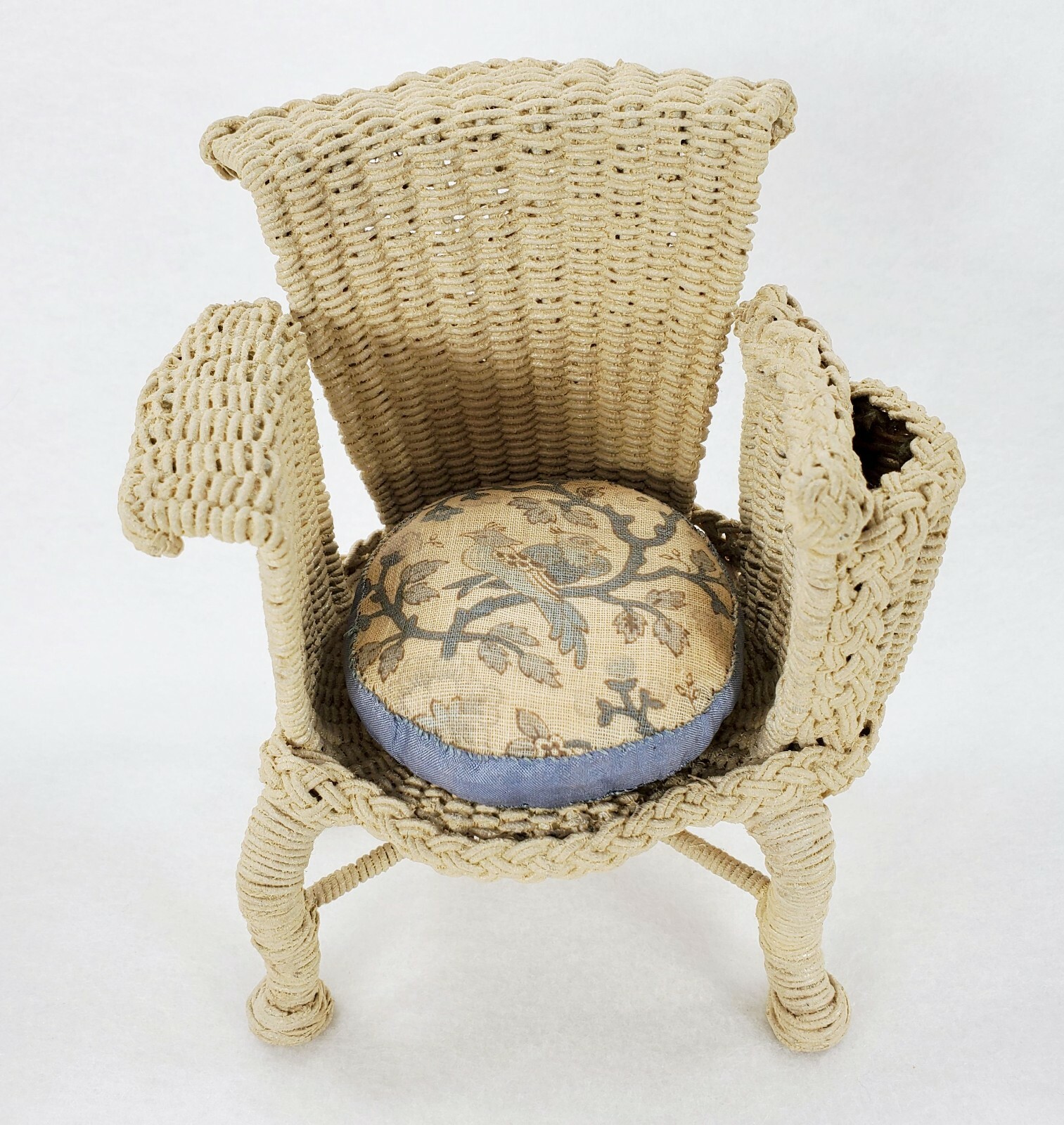ANTIQUE 4 Pieces Handmade Wicker Wire Doll House Furniture – Dewey Estate Mass.