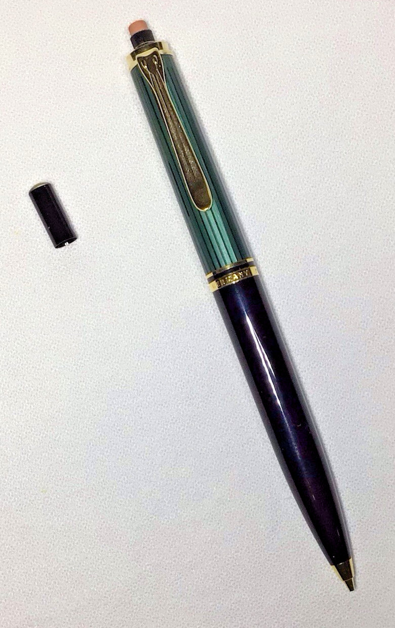 Pelikan Souveran D400 .7mm Pencil Black And Green New In Box Product