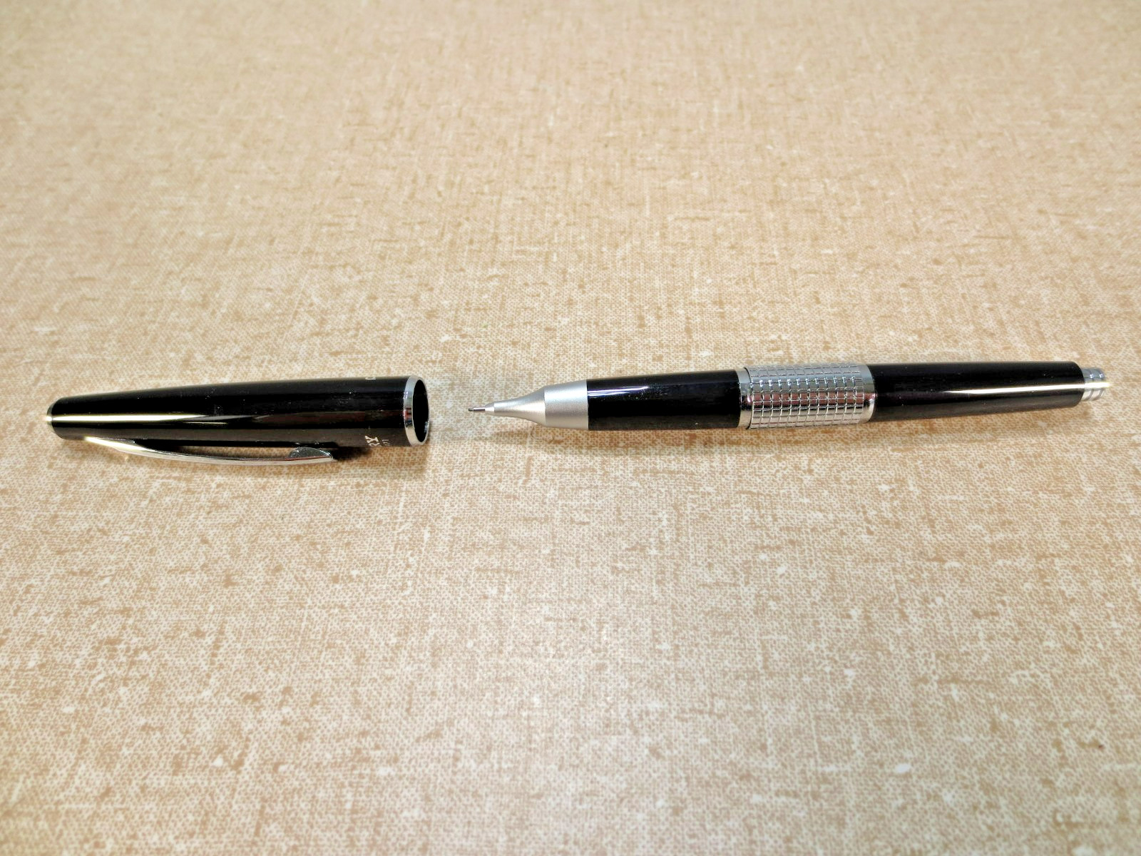 Pentel Sharp Kerry Mechanical 0.5 Pencil Black Barrel P1035 w/ Plastic Case