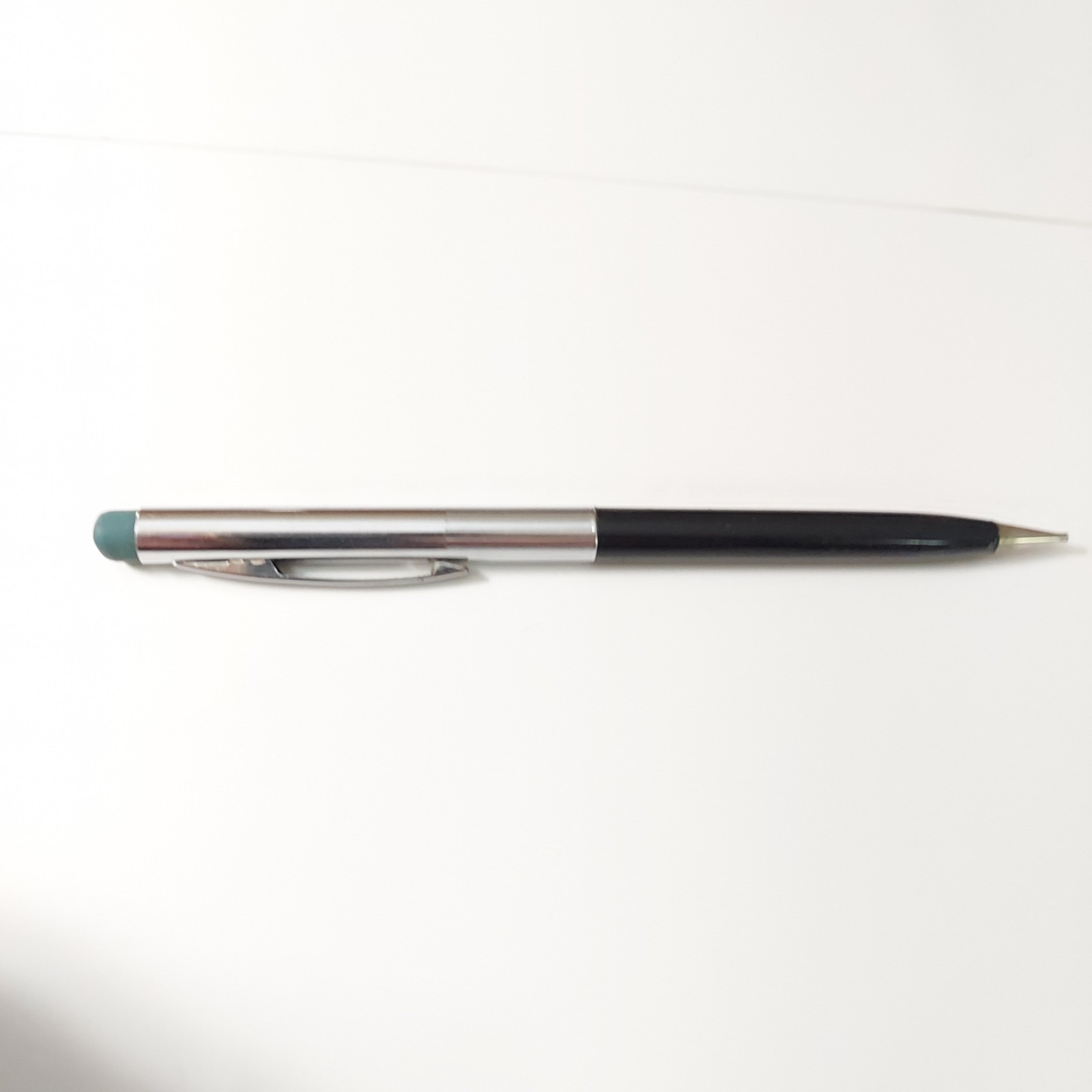 Vintage 1960s Sheaffer Black & Chrome Tip Eraser Mechanical Pencil (No Monogram)