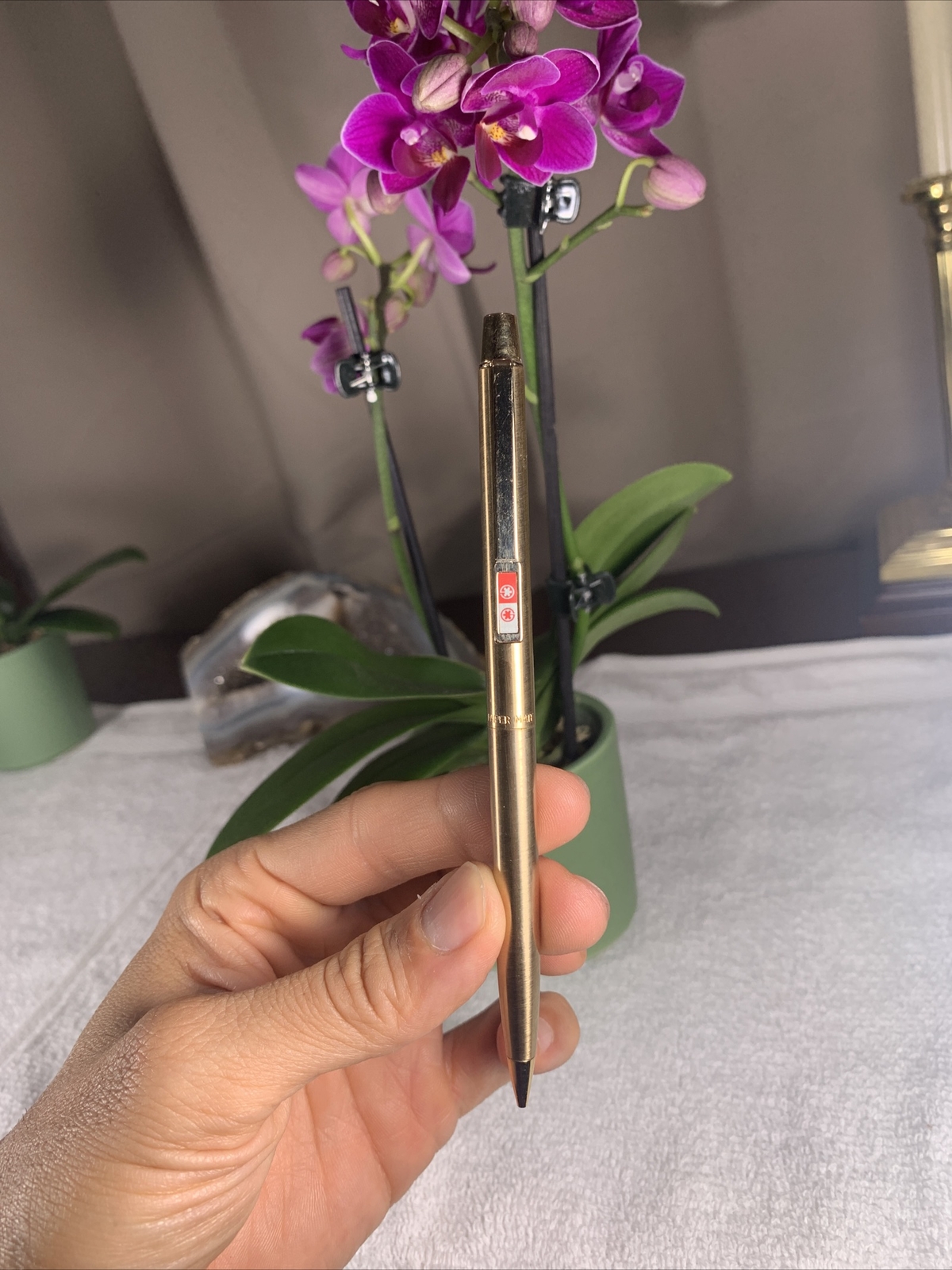 Vintage Gold Plated PAPERMATE twist Mechanical Pencil RARE Red Maple Leaf