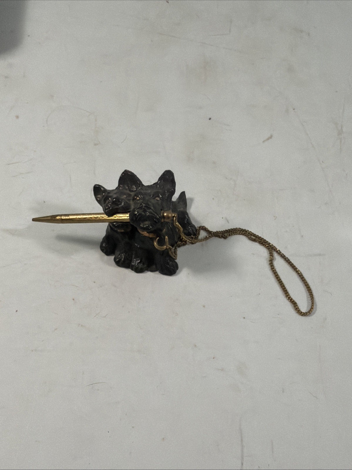 VTG MCM Solid Metal Scottie Dogs Leashed w/Chain Pencil holder Ge3
