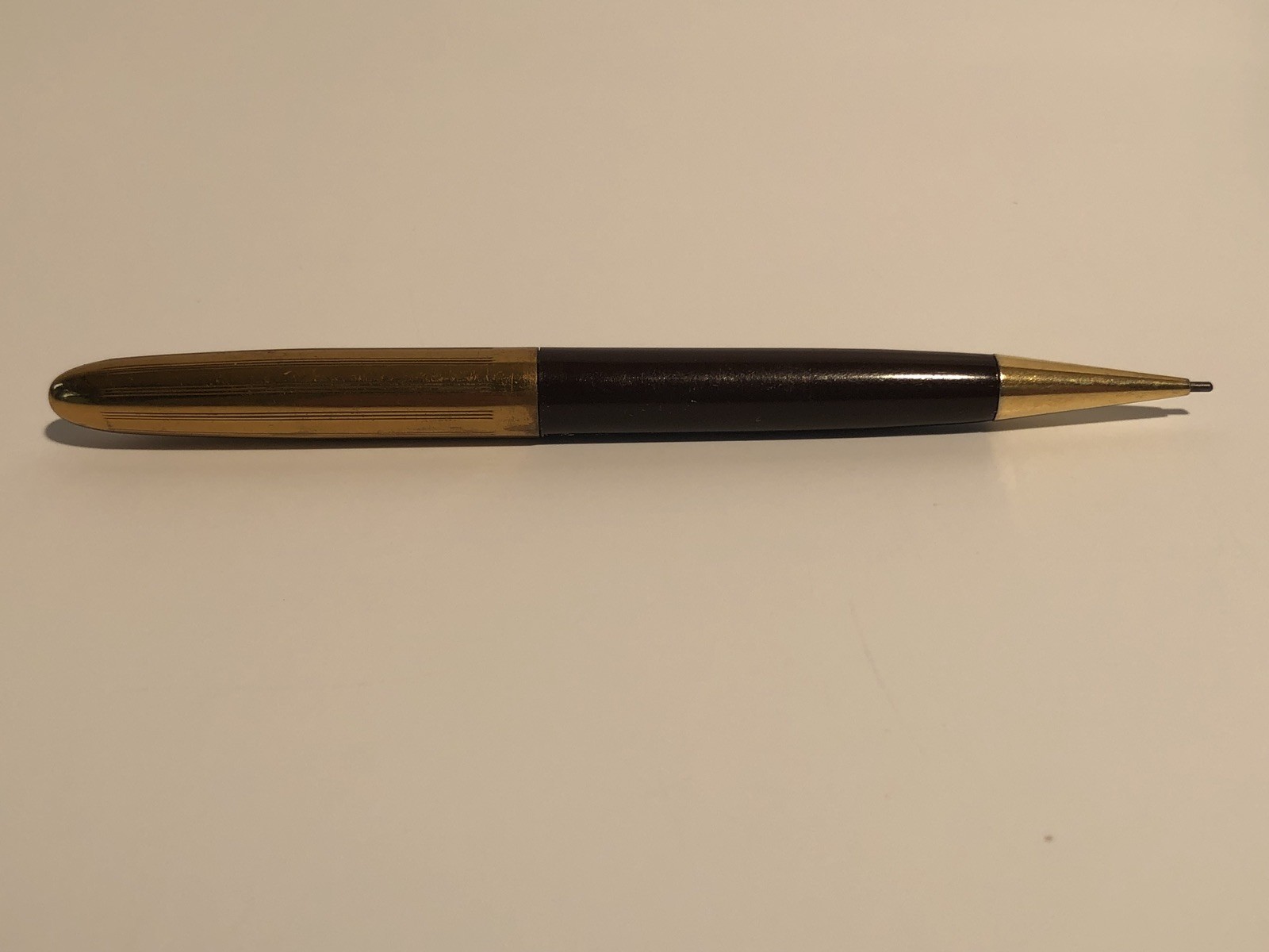 VINTAGE ARNOLD MECHANIAL PENCIL ( Deep Maroon & Gold )
