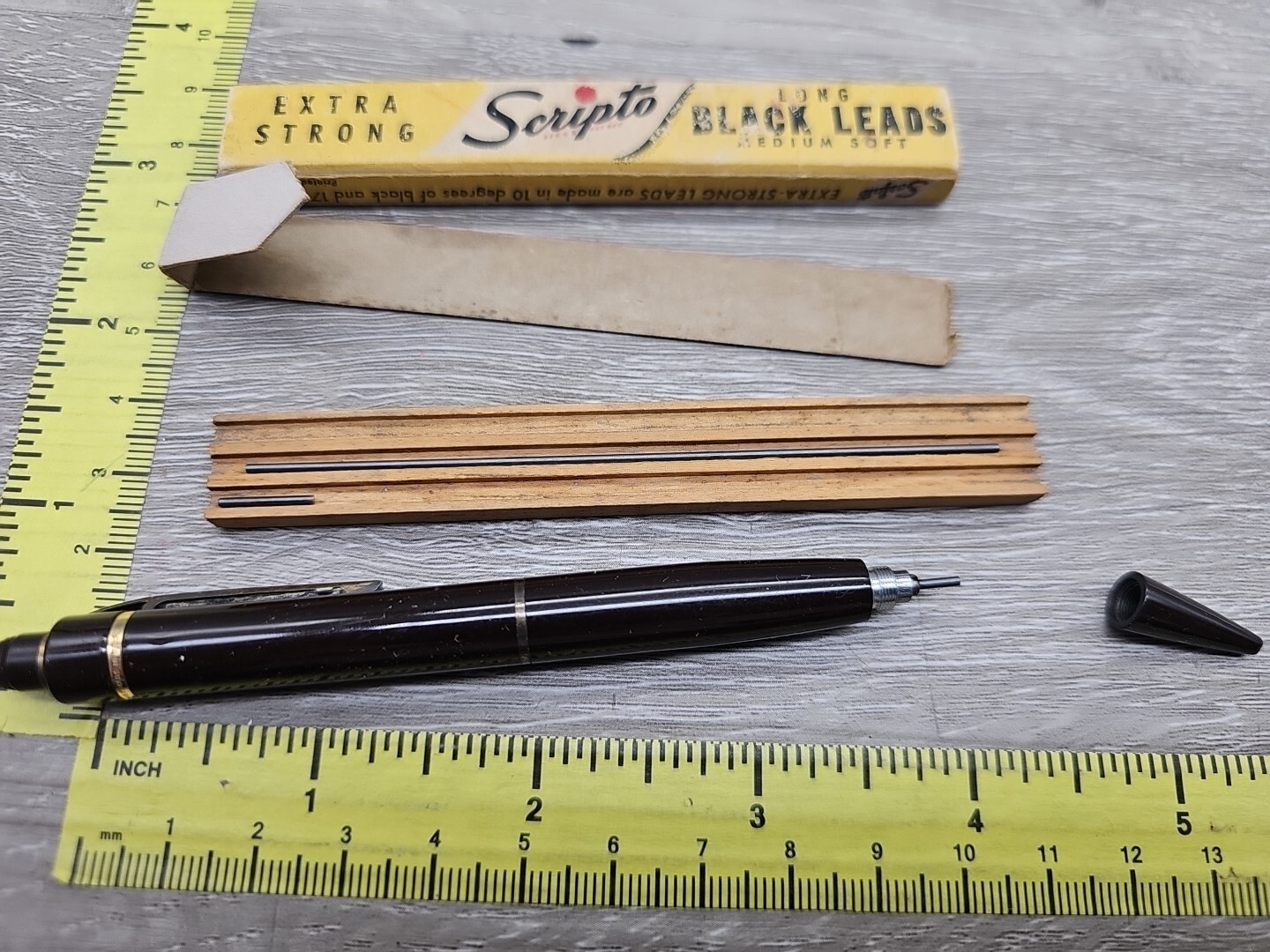 Vintage Eversharp Skyline Repeater Clutch Mechanical Pencil Scripto Lead Package