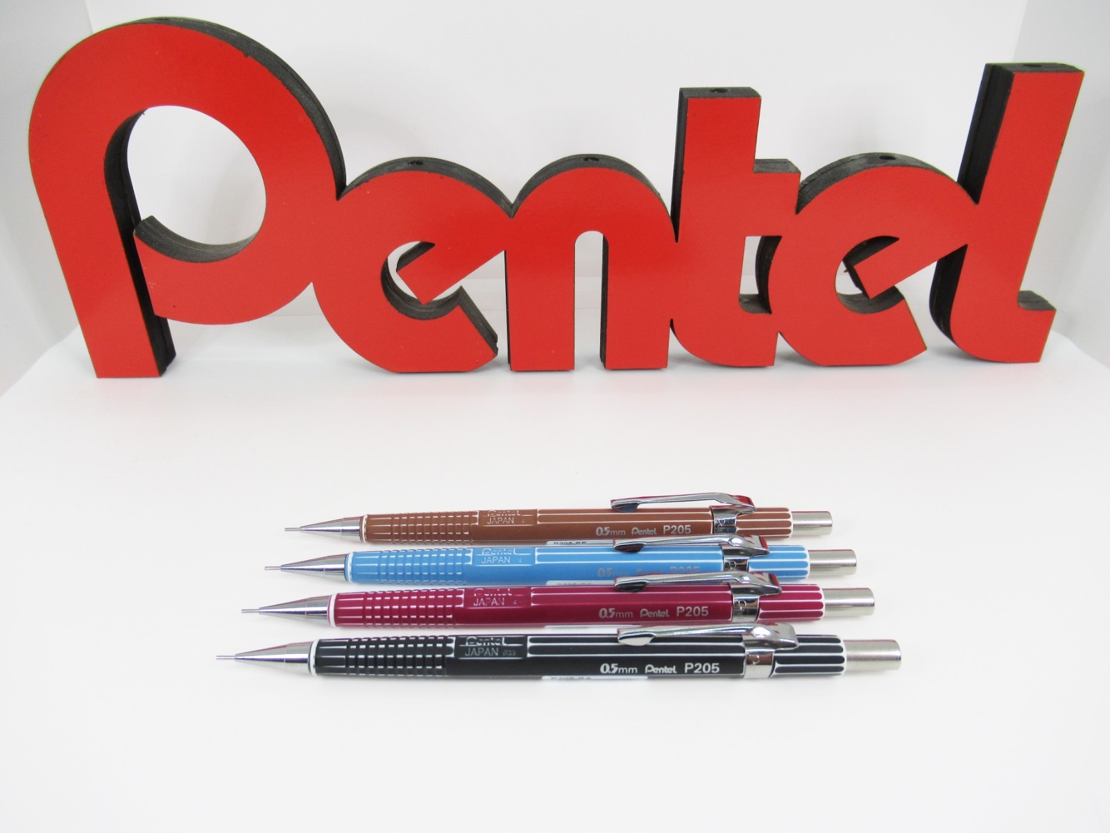 Pentel P205 Vintage Limited Edition, Set of 4