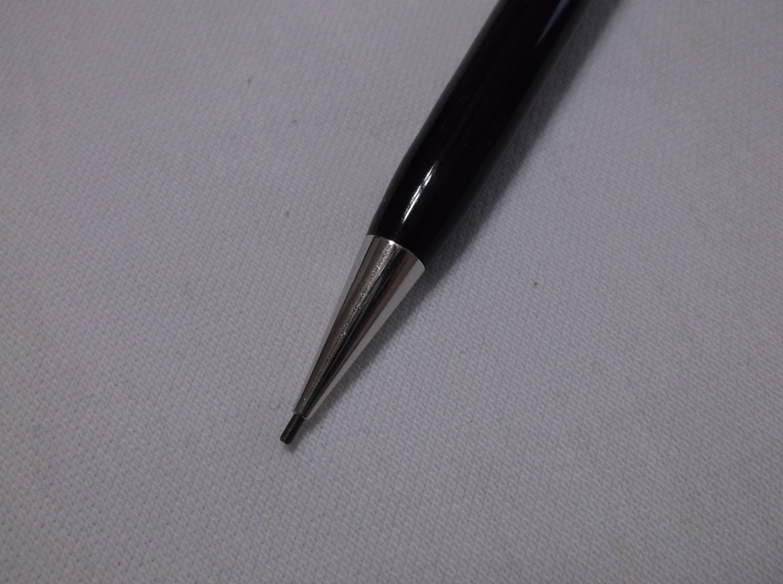 VINTAGE WAHL EVERSHARP CORONET BLACK / CHROME REPEATER PENCIL / 1.18 mm LEAD