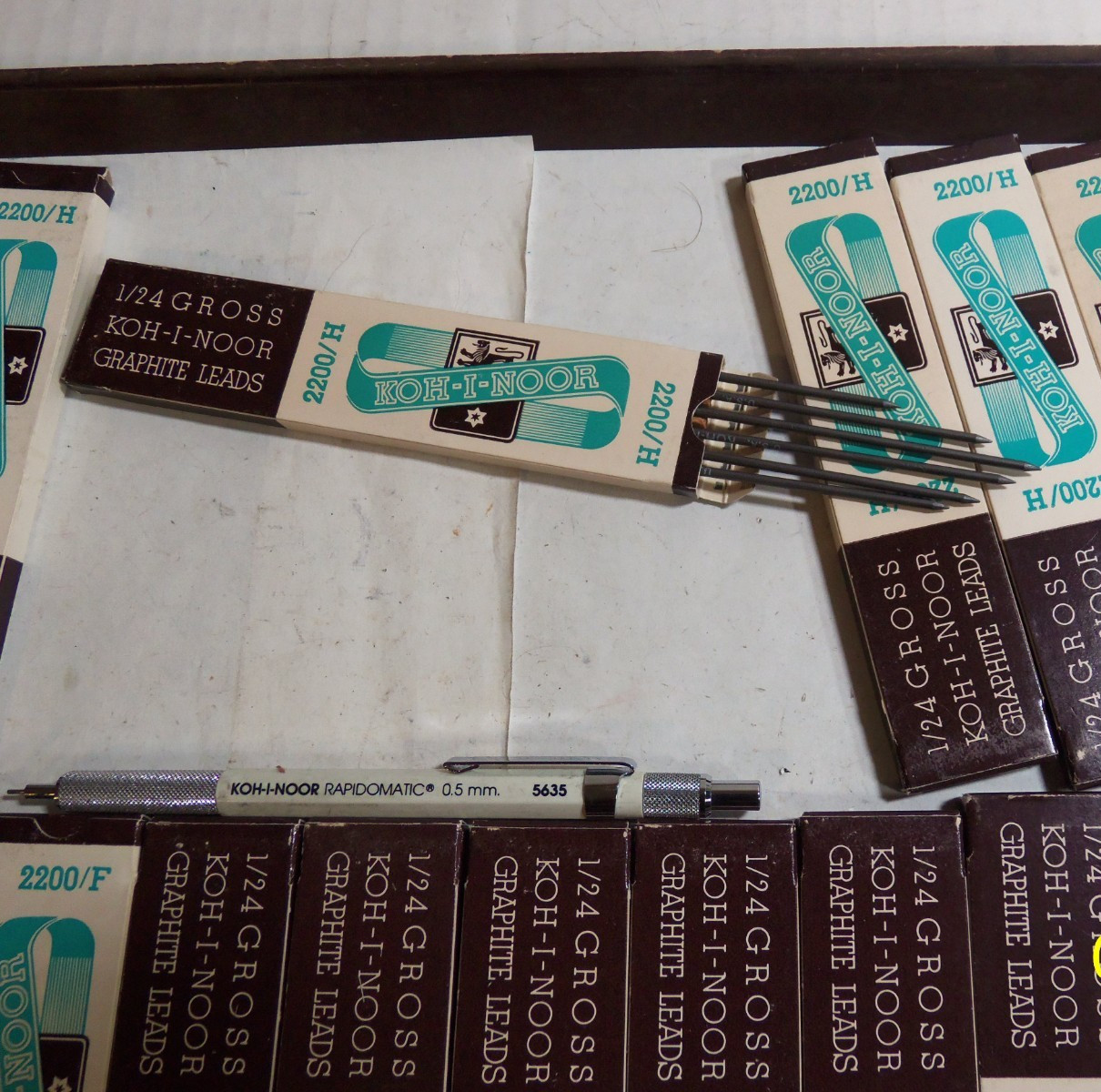 Lot of Koh I Noor Drawing Leads 2200/H, 2200/F