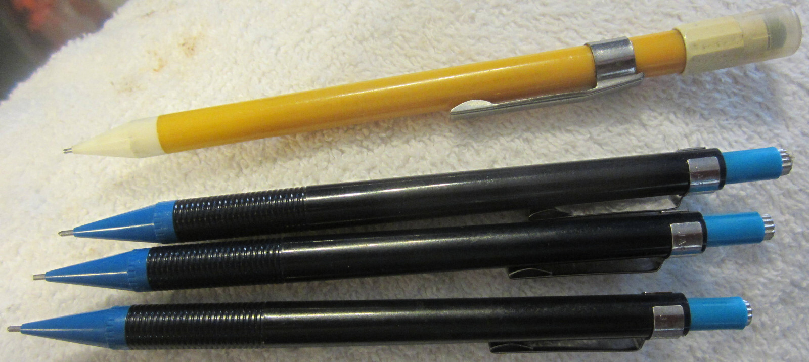 4 Pentel Mechanical Pencils 3 of A127~ 0.7,1 P15 yellow .5, lot,VTG