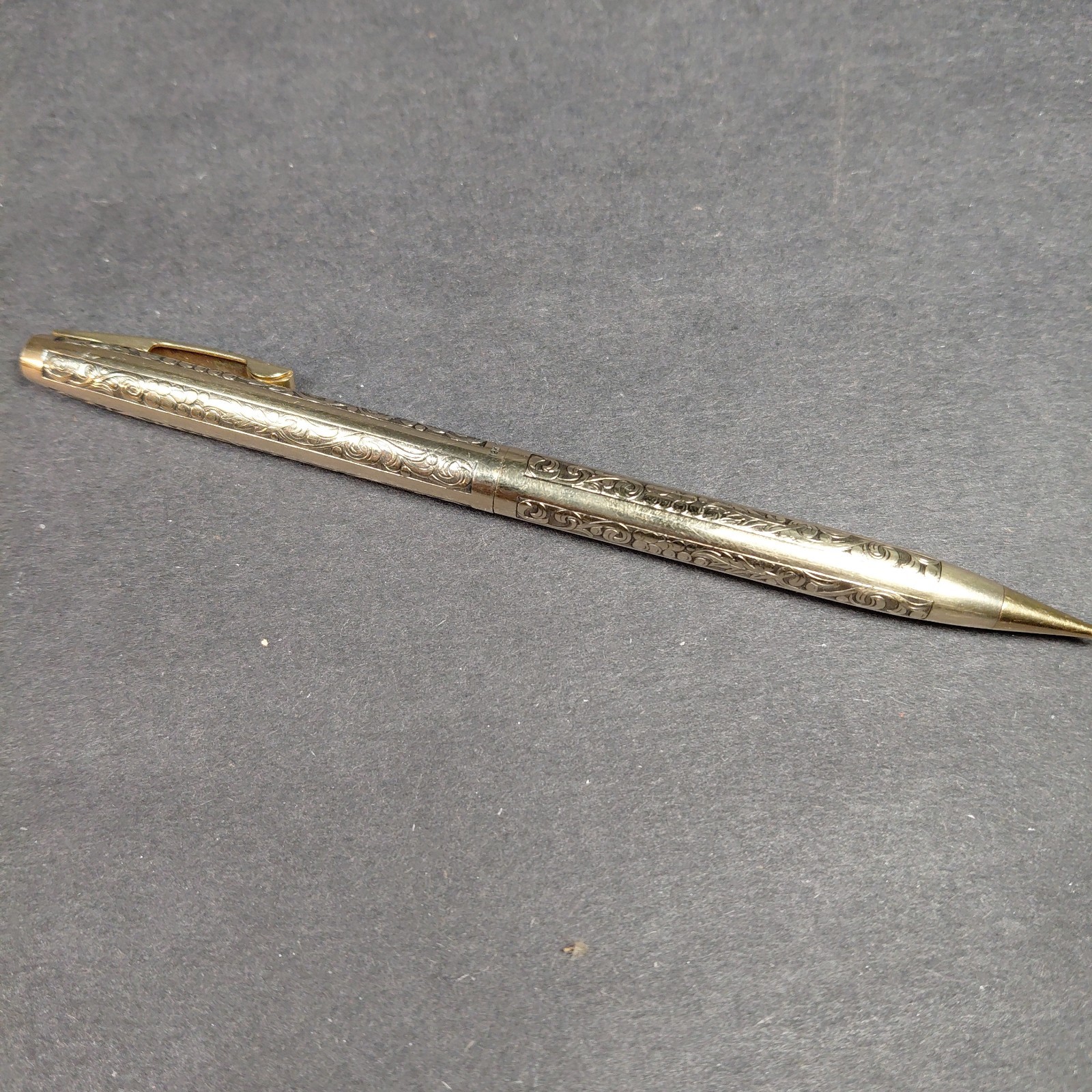VTG Sheaffer Grape Vine 1/30 12k Gold Filled 0.9 MM Pencil USA Grapes and Leaves