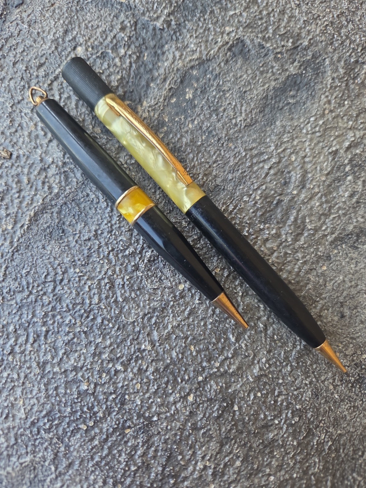 Vintage Sheaffer Pearl & Gold & Black Mechanical Pencil – 1960’s USA See Descrip