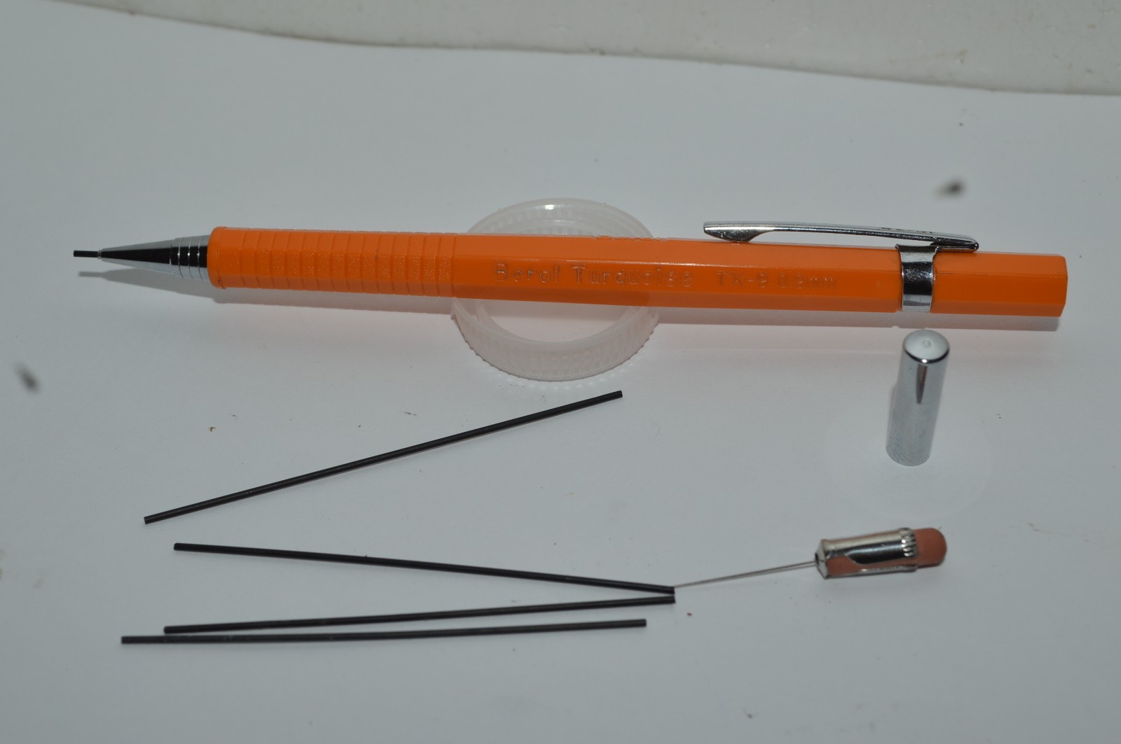 BEROL Turquoise TX-9 Automatic Pencil 0.9mm Yellow Japan 1990’s Tested Retired