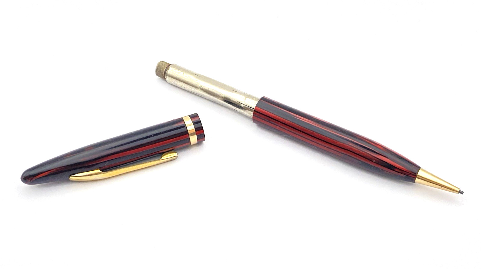 VINTAGE SHEAFFER LADY BALANCE MECHANICAL PENCIL IN CARMINE RED GOLD TRIM CANADA
