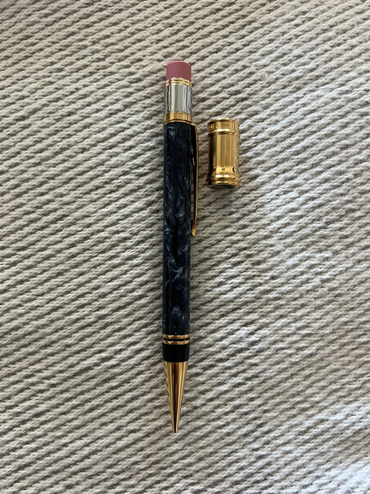 PARKER DUOFOLD CENTENNIAL MARBLE BLUE MECHANICAL PENCIL