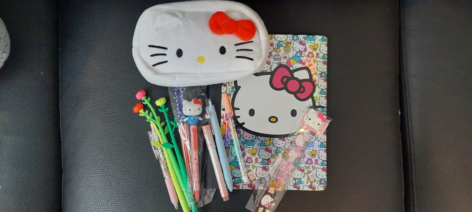 Hello Kitty stationary bundle