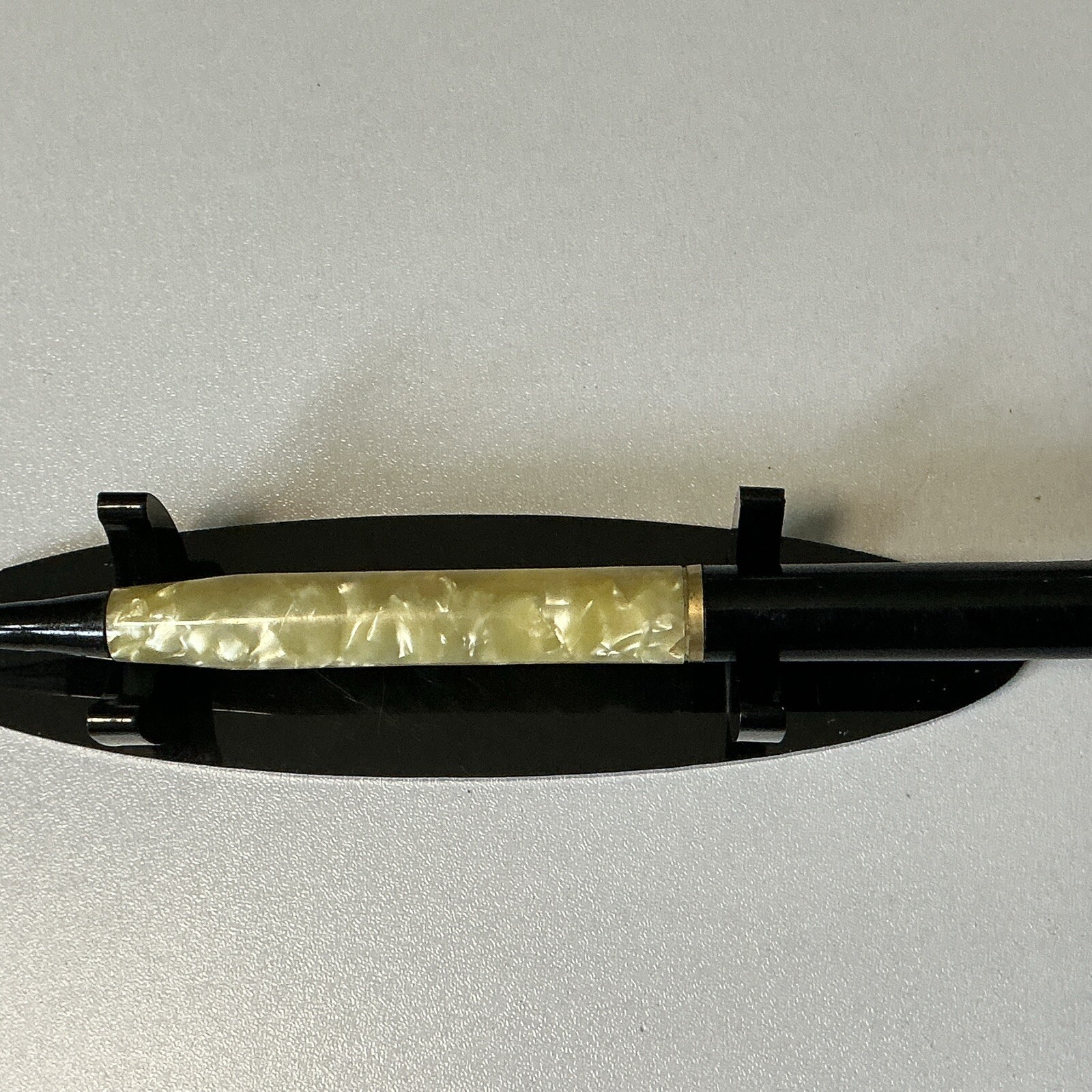 Vintage Mechanical Pencil – Crème Marbling And Black – B138