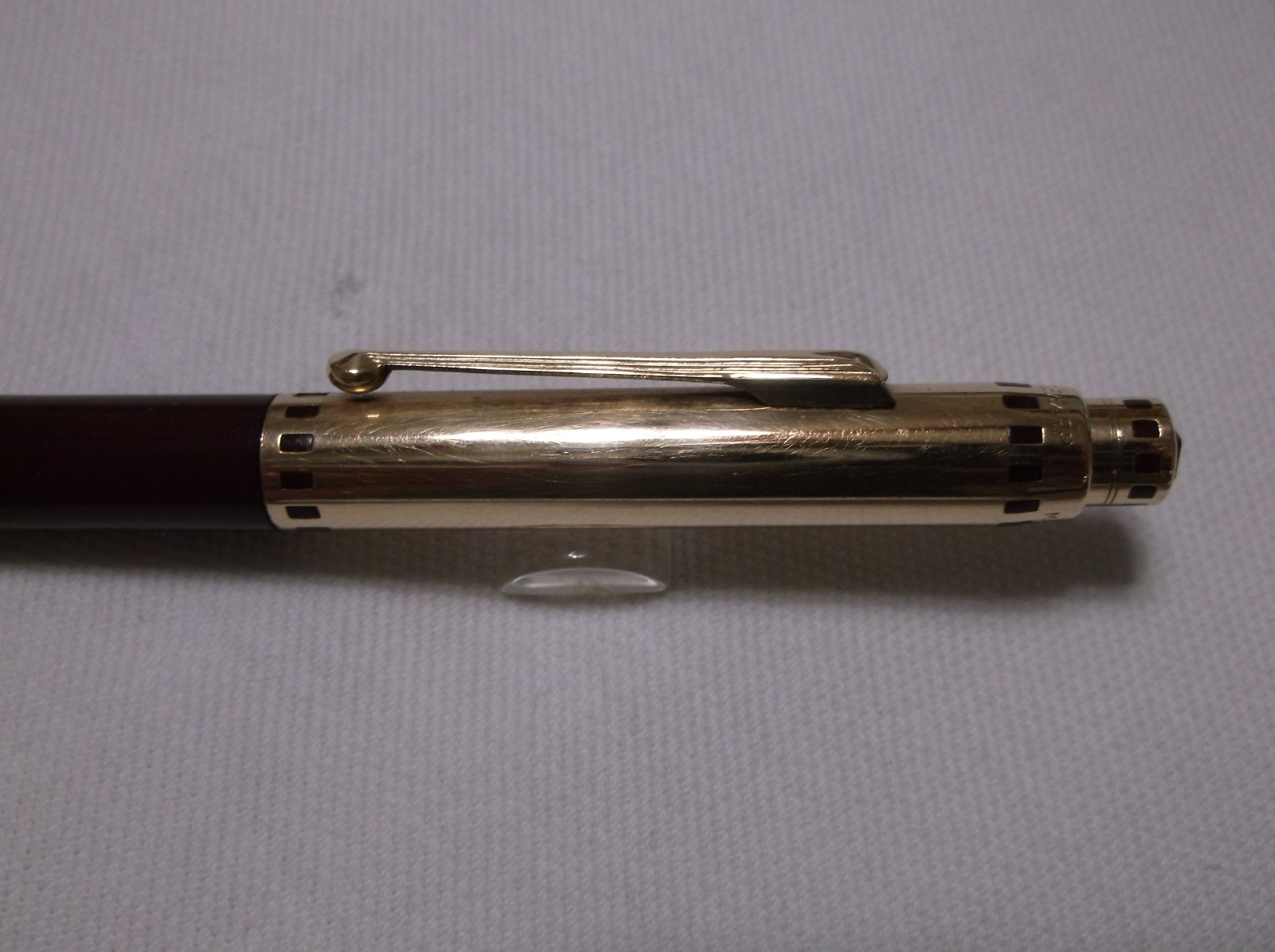 VINTAGE WAHL EVERSHARP CORONET BURGUNDY / GOLD REPEATER PENCIL / 1.18 mm LEAD