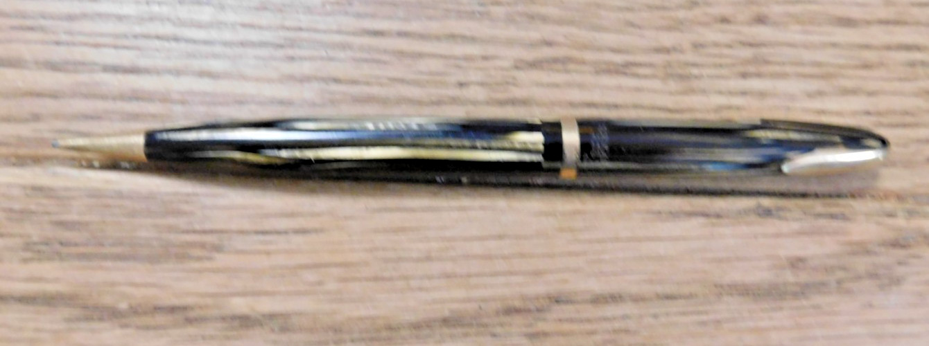 1940s Brown & Gold Sheaffer’s 400 mechanical pencil! Gold trim Military clip.