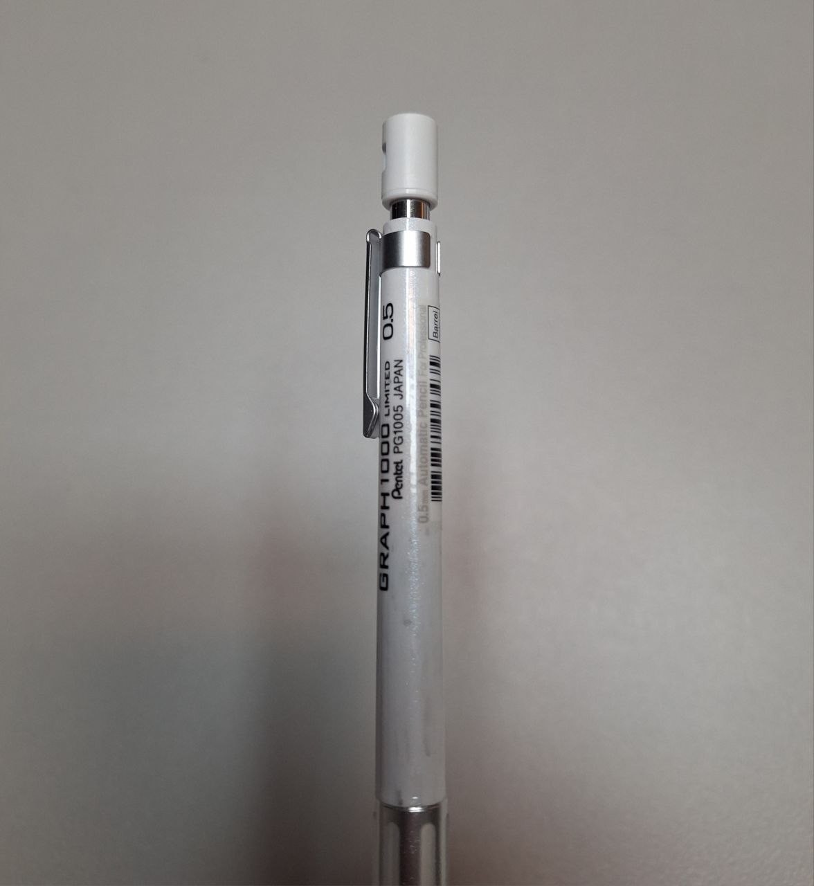 Pentel Discontinued Mechanical Pencil 0.5mm – Graph 1000 Limited 8 White Marble