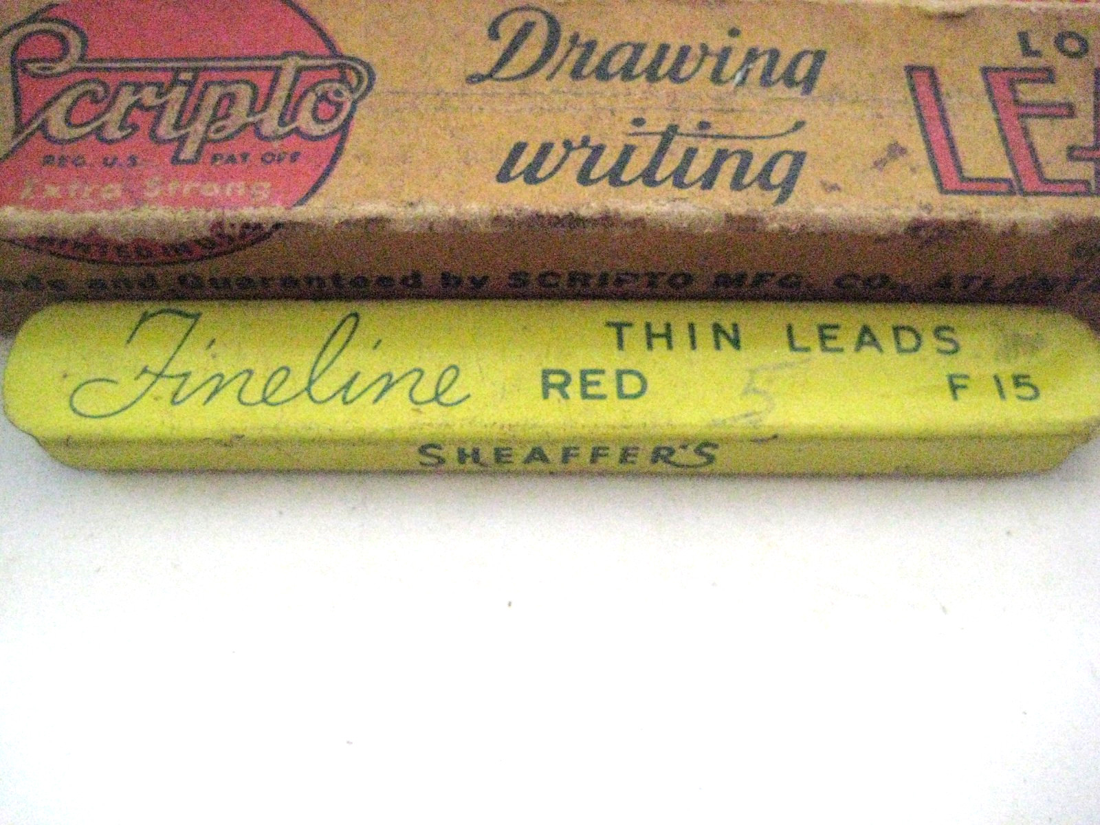 LAEGE LOT OF DRAWING & DRAFTING LEADS DIXON, MONGOL, EAGLE, CASTELL, STAEDTLER +