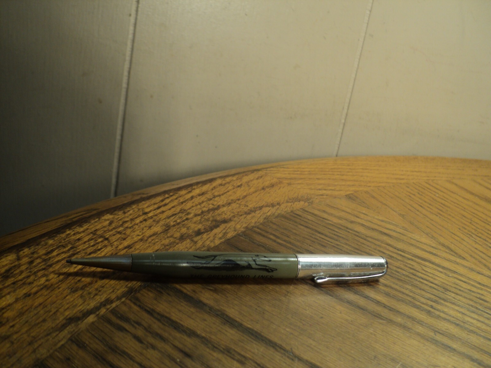 Vintage Vernon Mechanical Pencil Greyhound Lines 5-1/8″ Long Sample No. MC 763