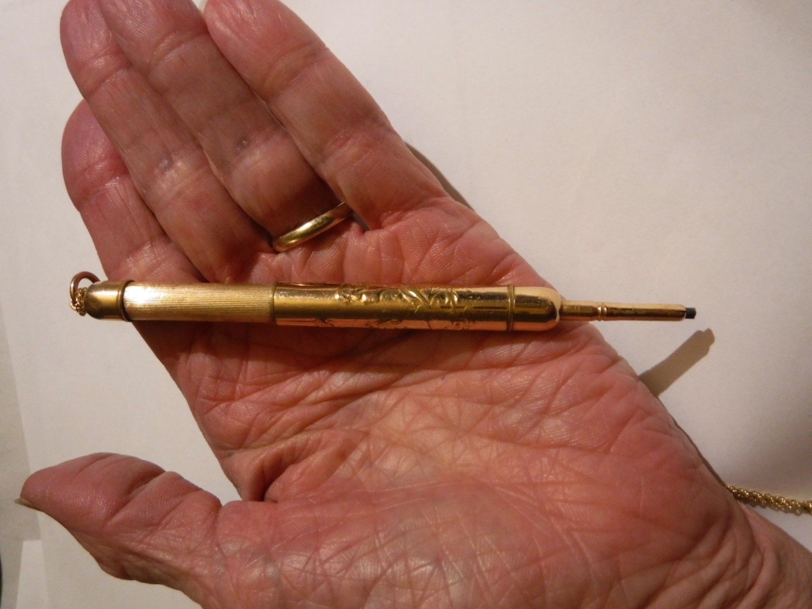 Retractable gold FIlled Pencil with 14KT gold filled chain