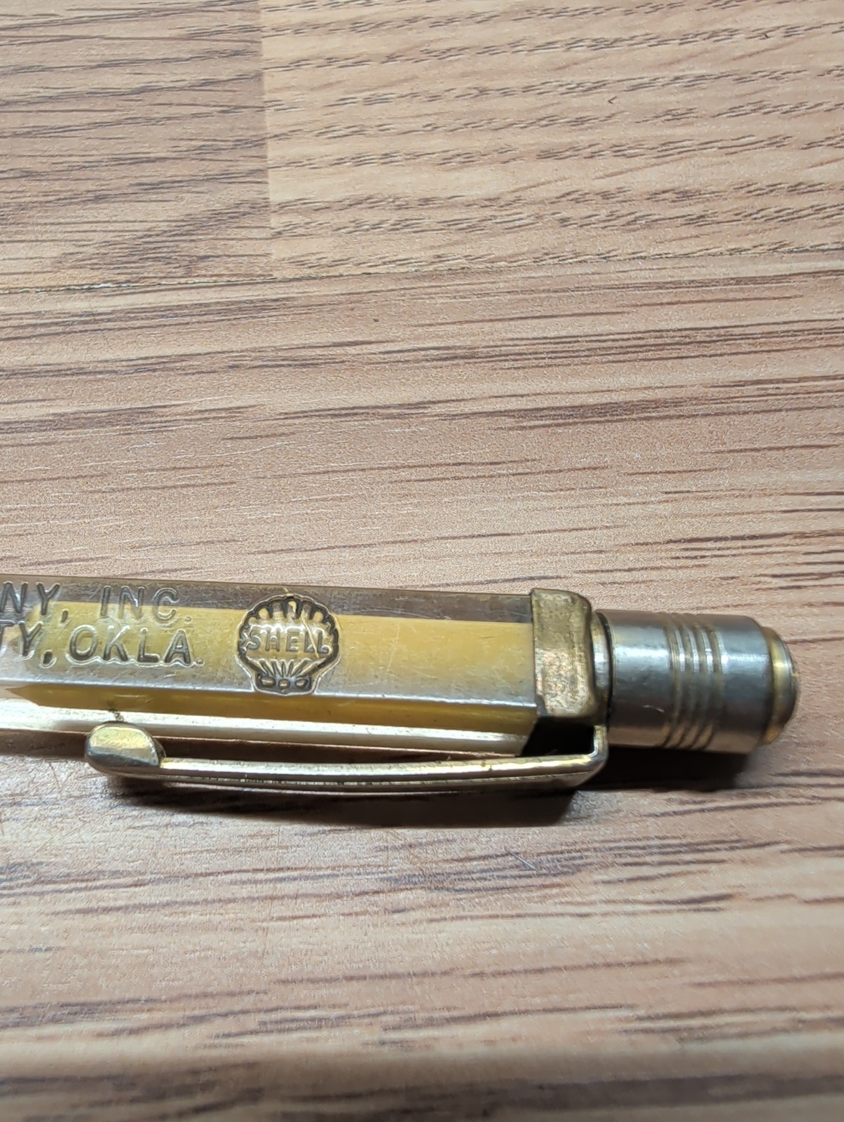 Vintage Ha-wi-an Mechanical Pencil Shell Oil Advertising Lucite Elk City Okla.