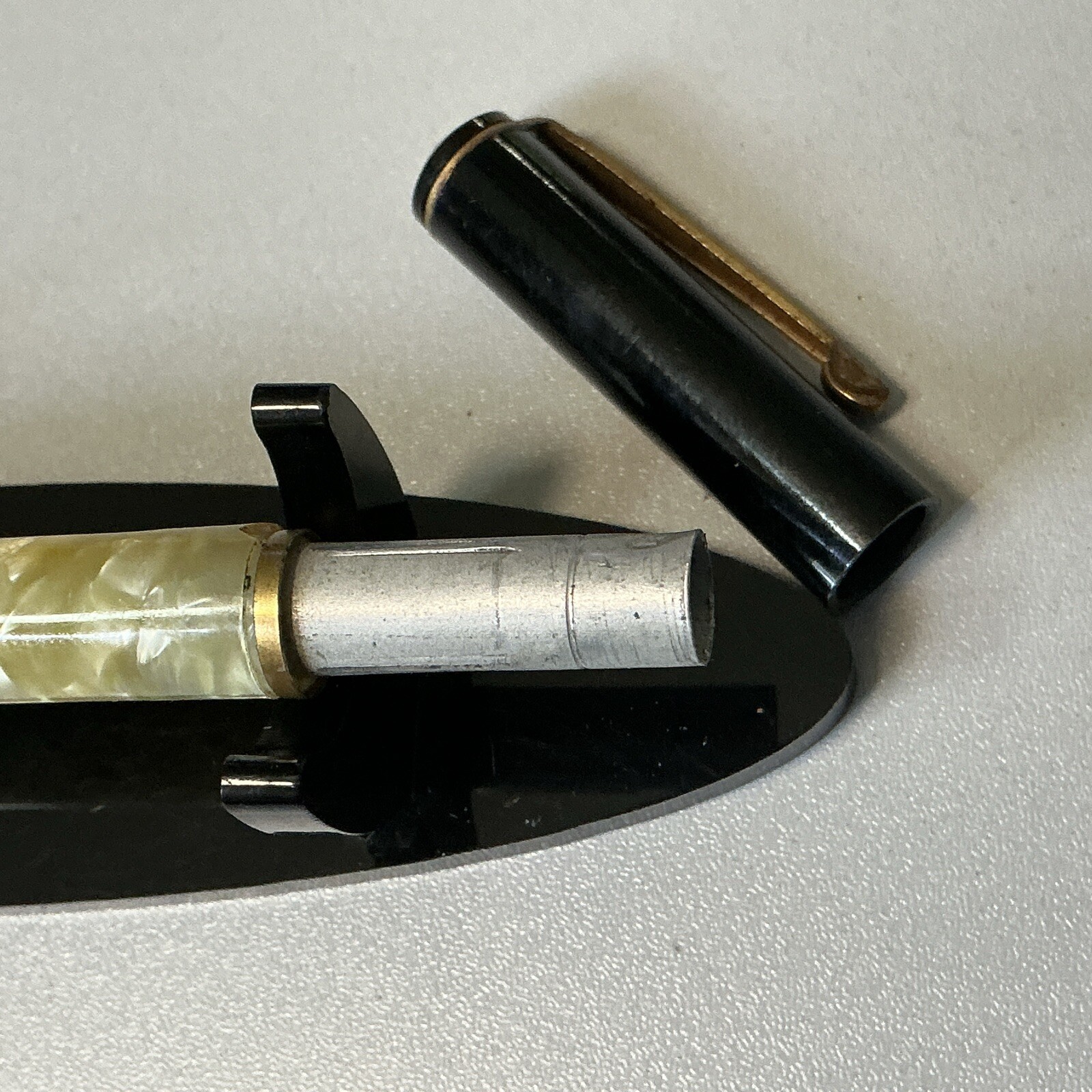 Vintage Mechanical Pencil – Crème Marbling And Black – B138
