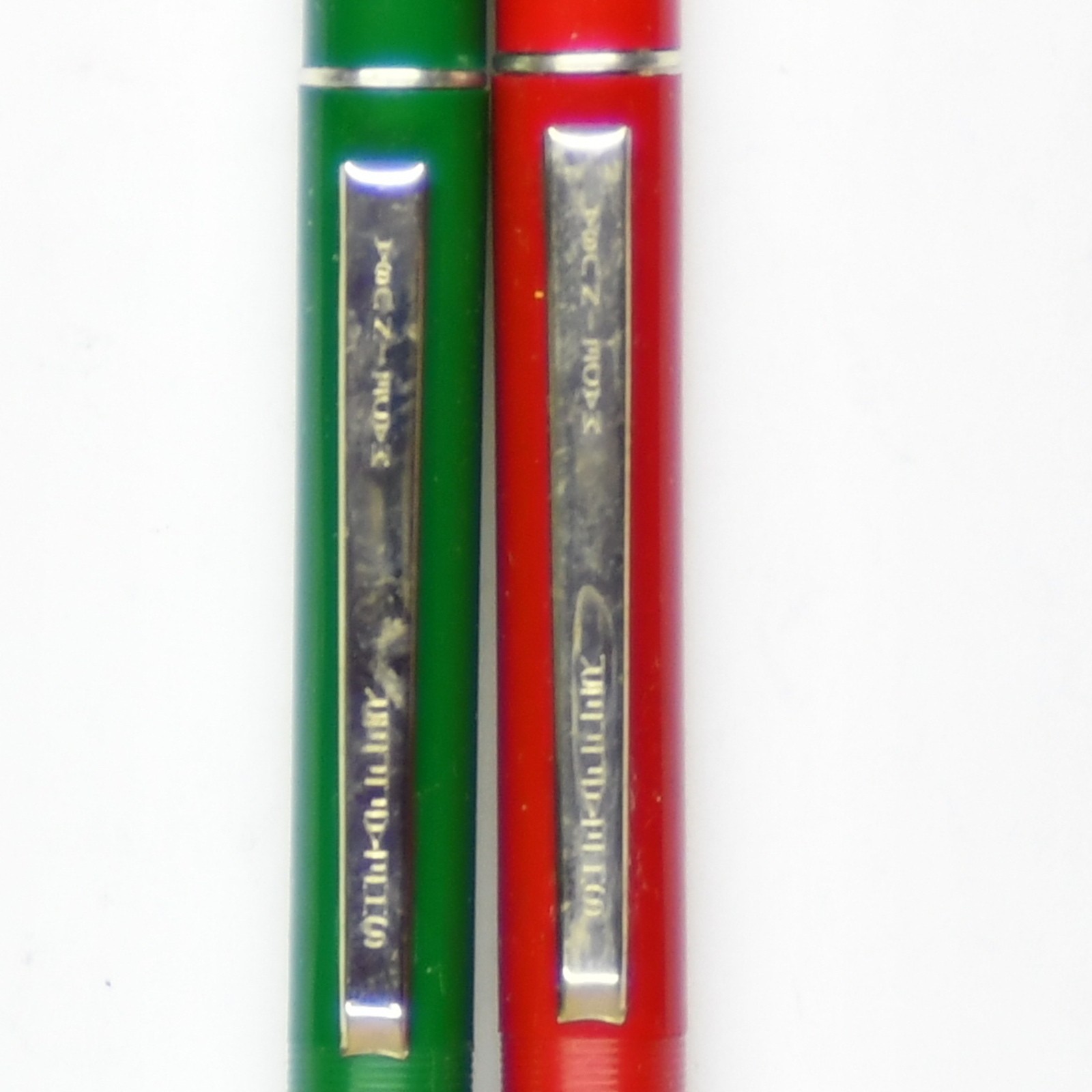 2pcs Shaeffer 0.9mm Mechanical Twist-Action Pencils 1960s Fineline?