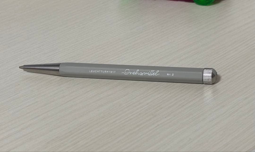 LEUCHTTURM1917 Drehgriffel Nr.2 MONOCLE