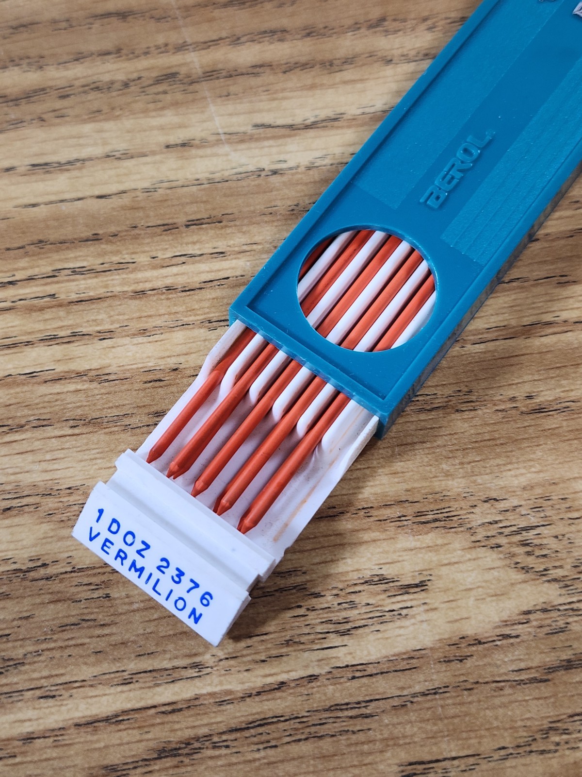 Turquoise Drawing Leads Mixed lot