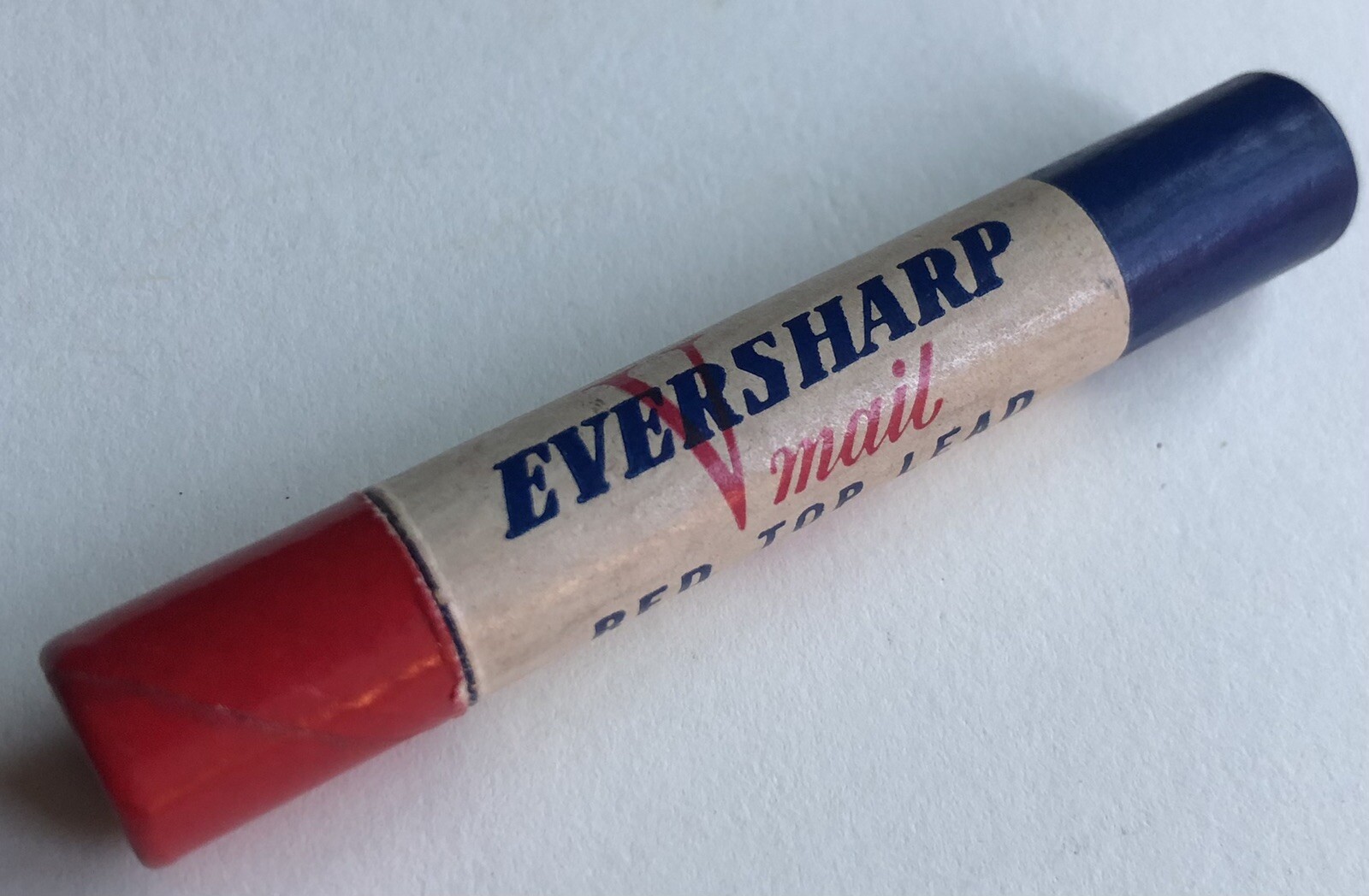 Vintage EVERSHARP VMAIL Mechanical Pencil Lead Soft Black .9mm NOS 36pk WWII USA