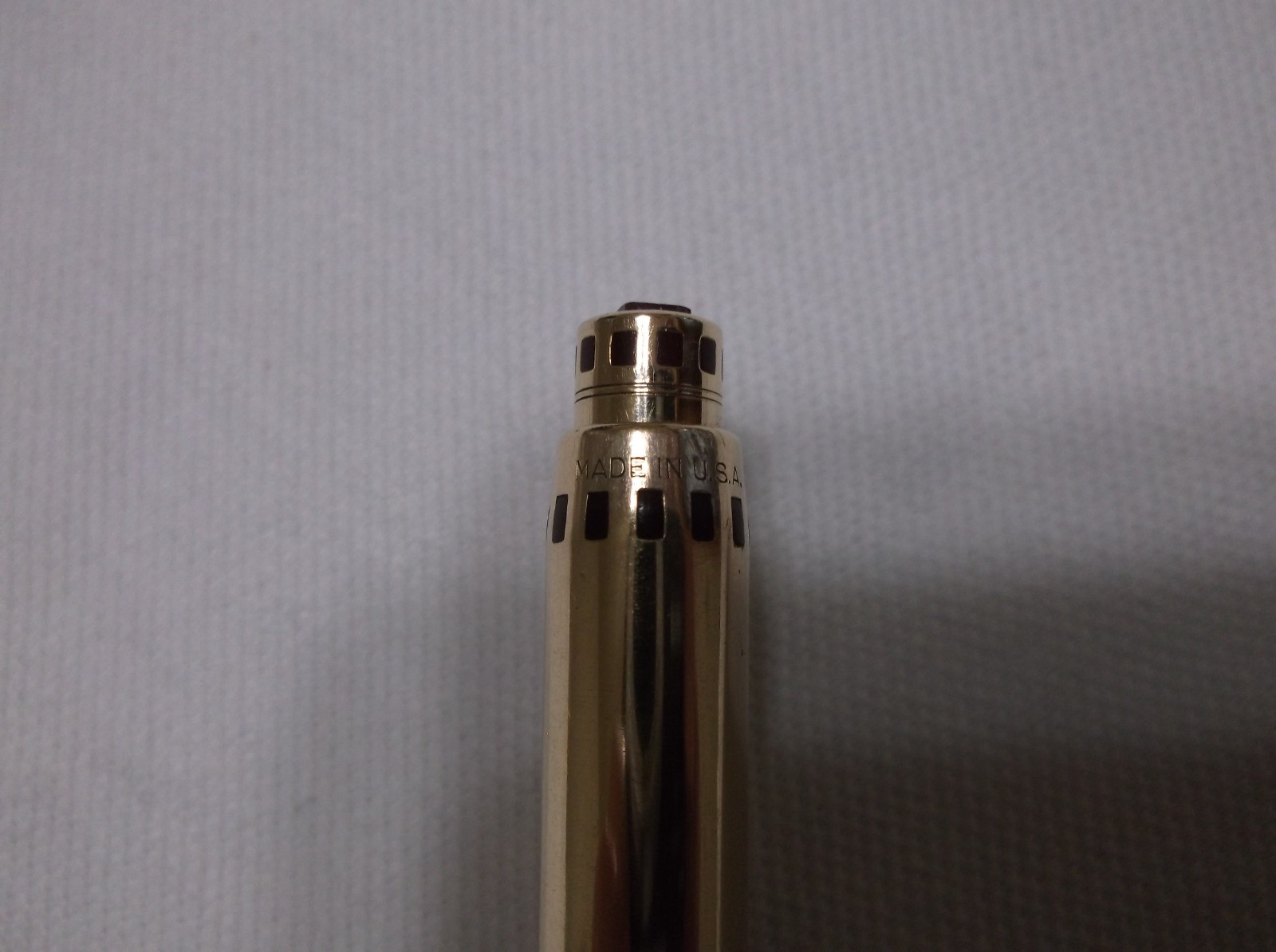 VINTAGE WAHL EVERSHARP CORONET BURGUNDY / GOLD REPEATER PENCIL / 1.18 mm LEAD