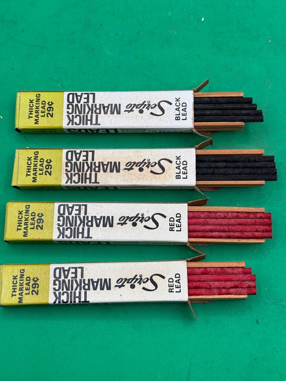 Lot 4 Vintage Scripto Thick Marking Lead No. G920 Red & Black Boxes RE