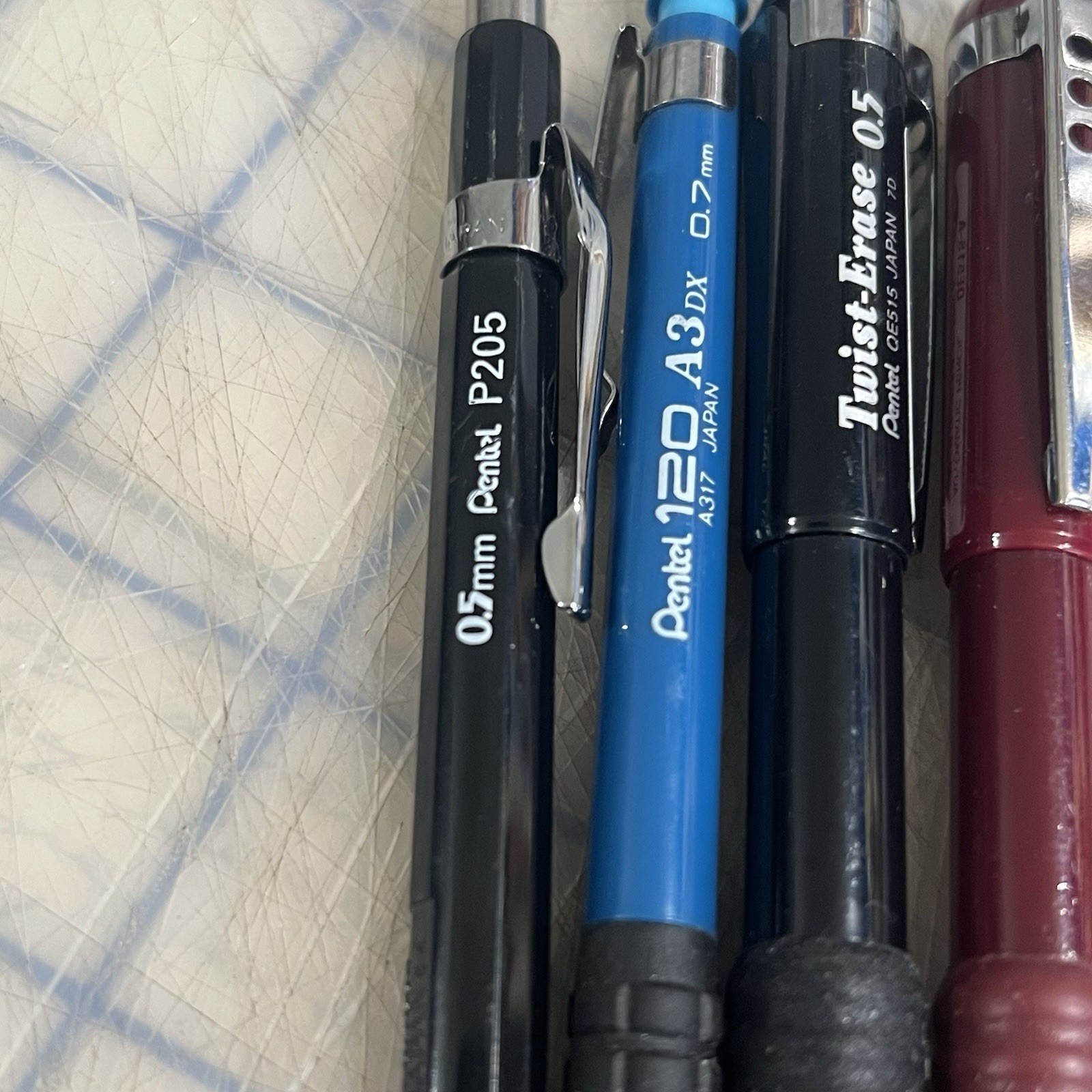 Vintage Pentel Mechanical Pencils Twist Erase Quick Click Pink P205 120 A3 Used