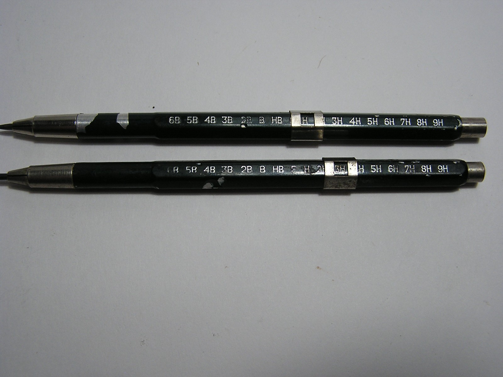 Vintage Venus 041 Mechanical Pencils