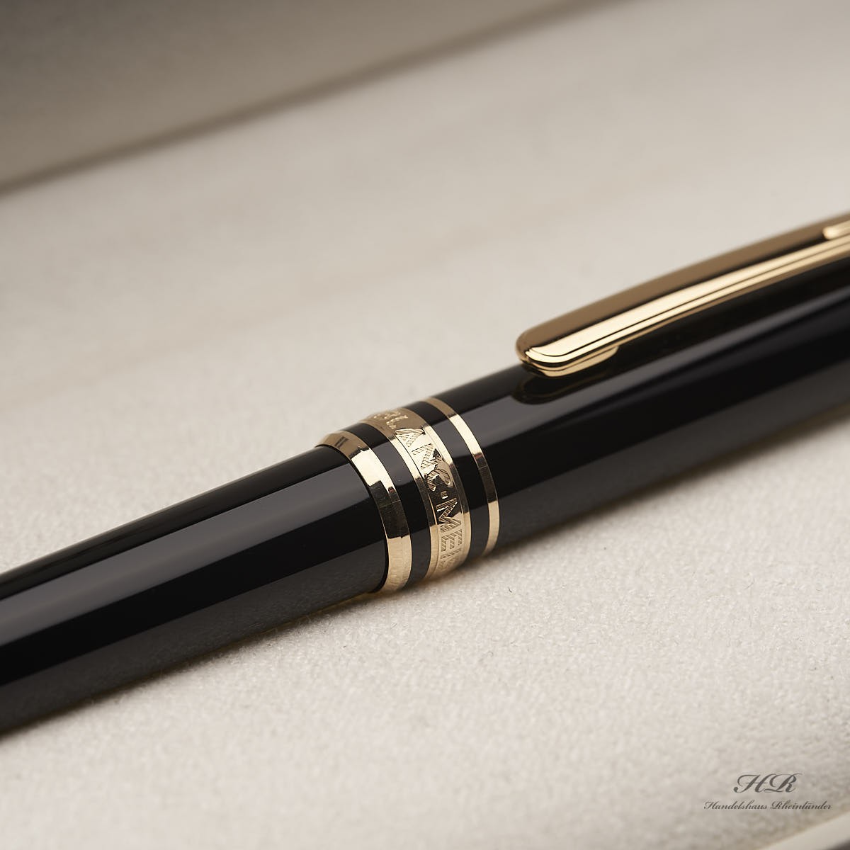 Montblanc Meisterstück Mozart Model 117 Mechanical Pencil Gold Line ID 108731