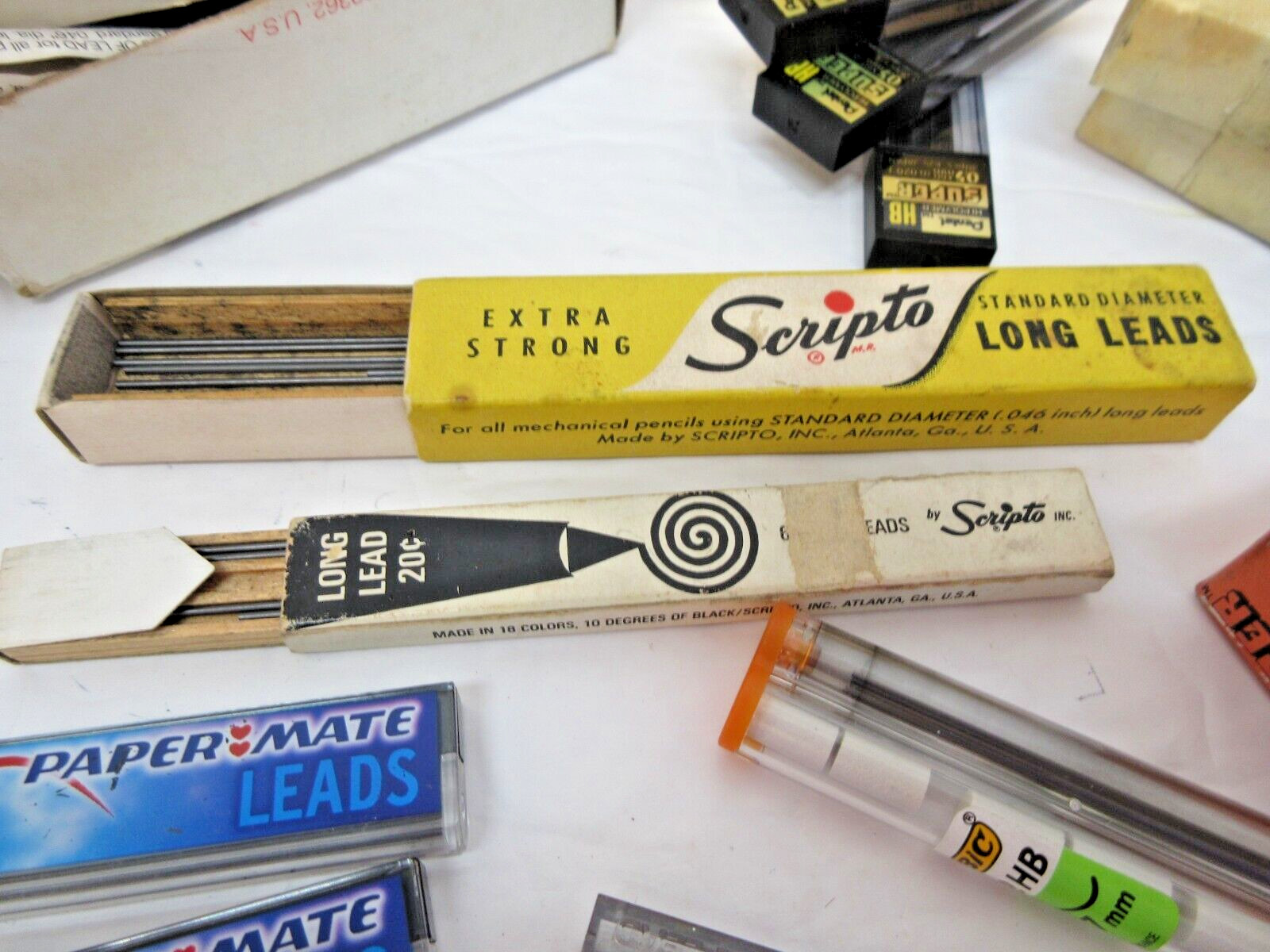 Huge Lot 450 Pencil Leads Collection Artist Drawing Mechanical Pencil Vtg-Modern